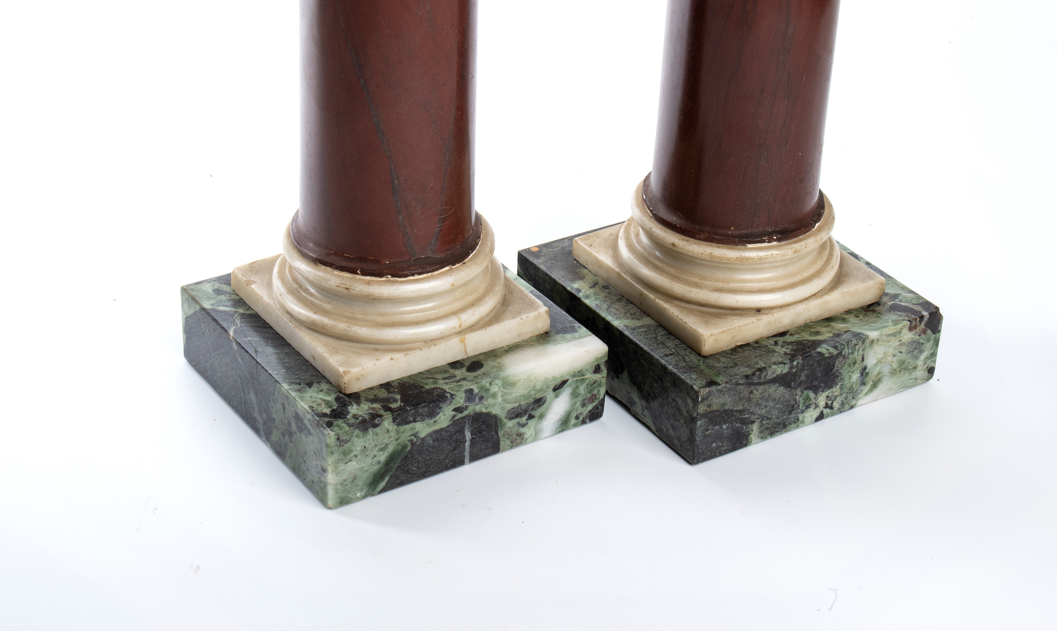 Colonne in marmo con angeli in bronzo dorato, Italia XVIII secolo