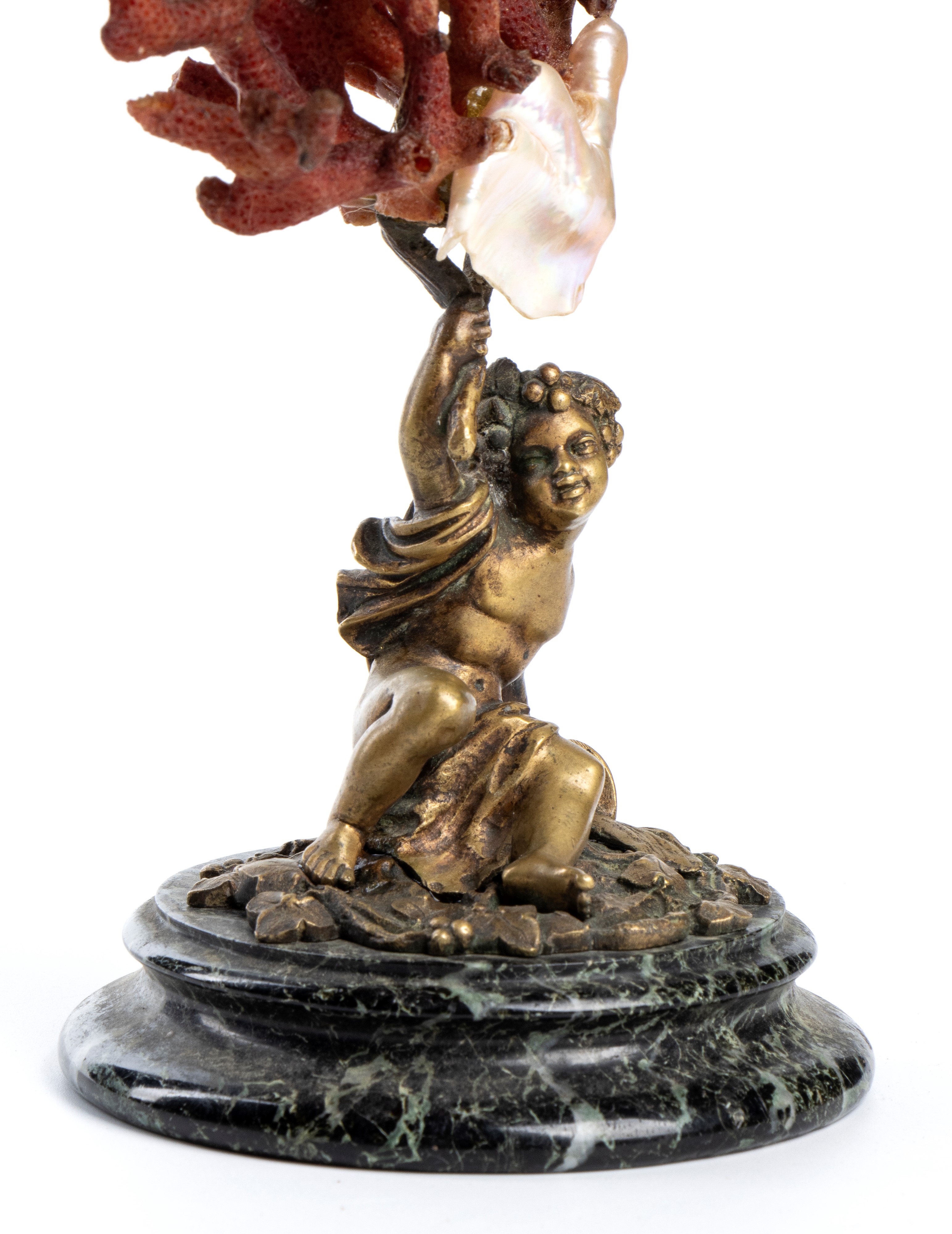 Composizione con corallo