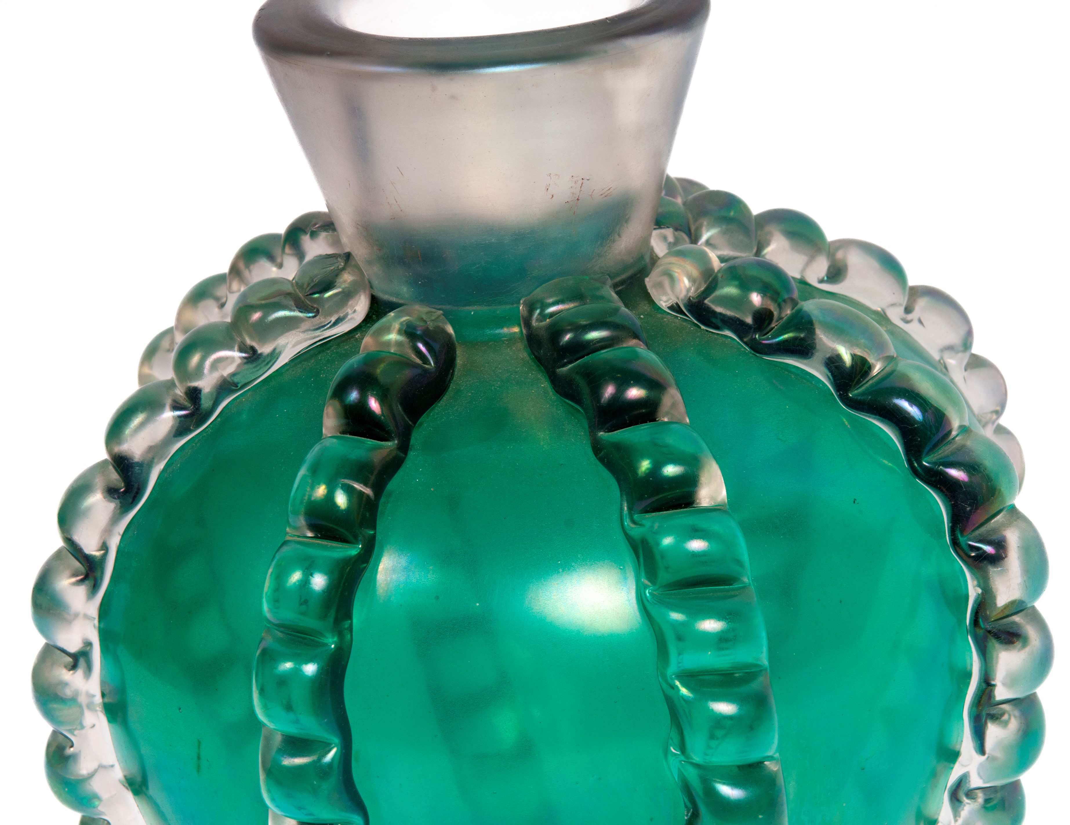 Barovier e Toso - Vaso in vetro iridescente di Murano, forma ovoidale con cordonature in vetro, f...