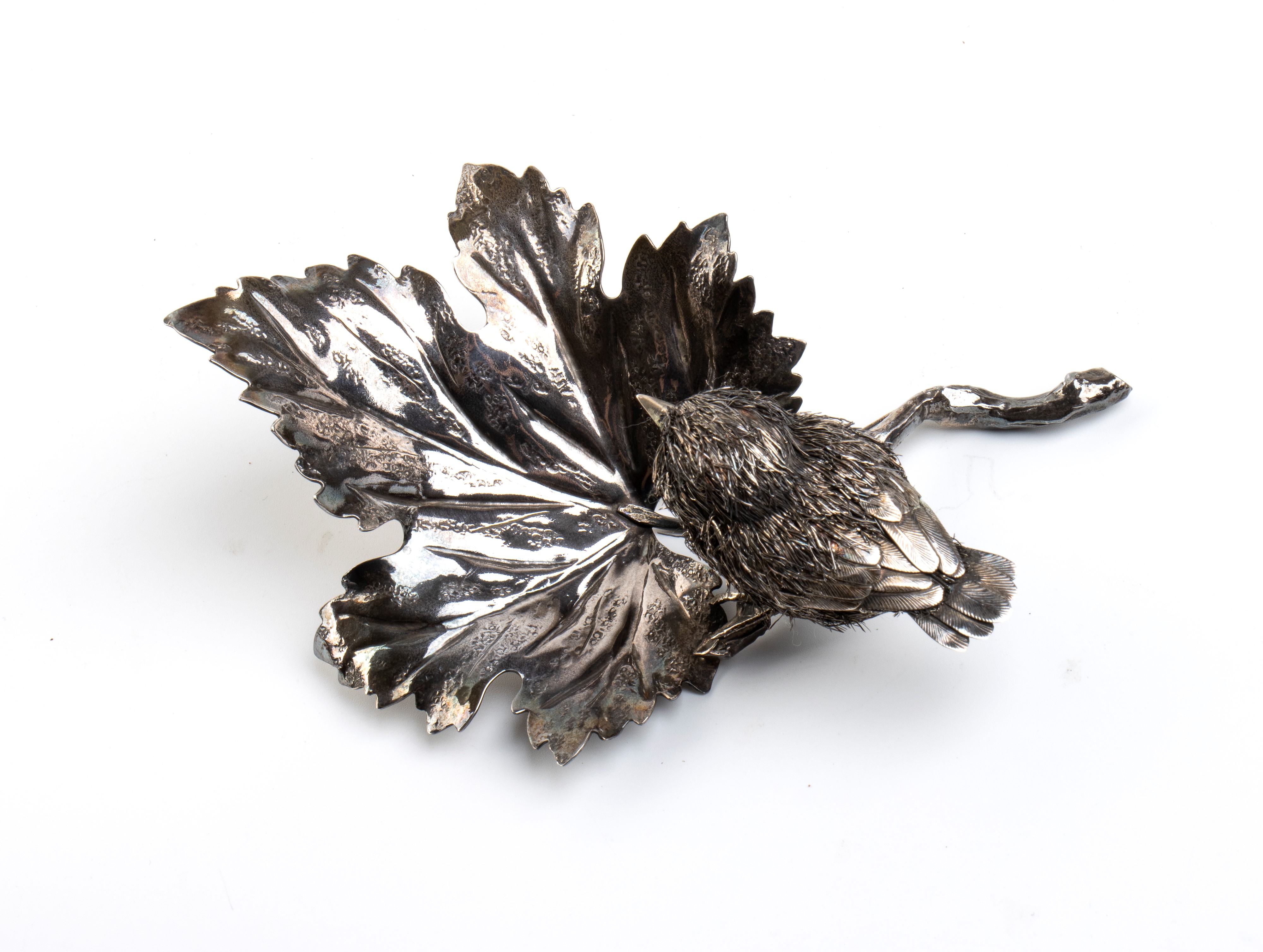 Mario Buccellati - Cestino con uccellino in argento