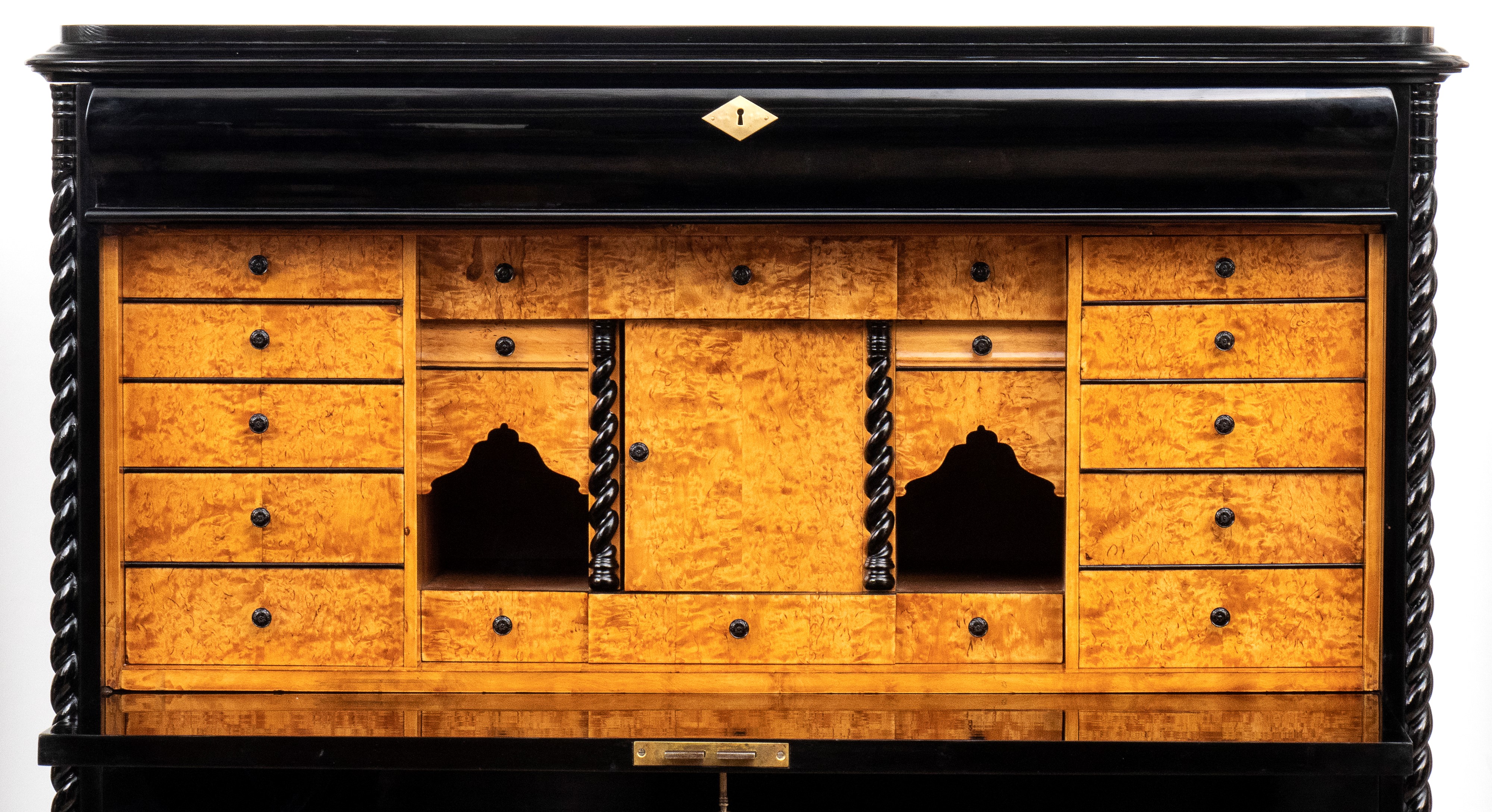 Secretaire Bidermeier, laccato nero, XIX secolo, Svezia