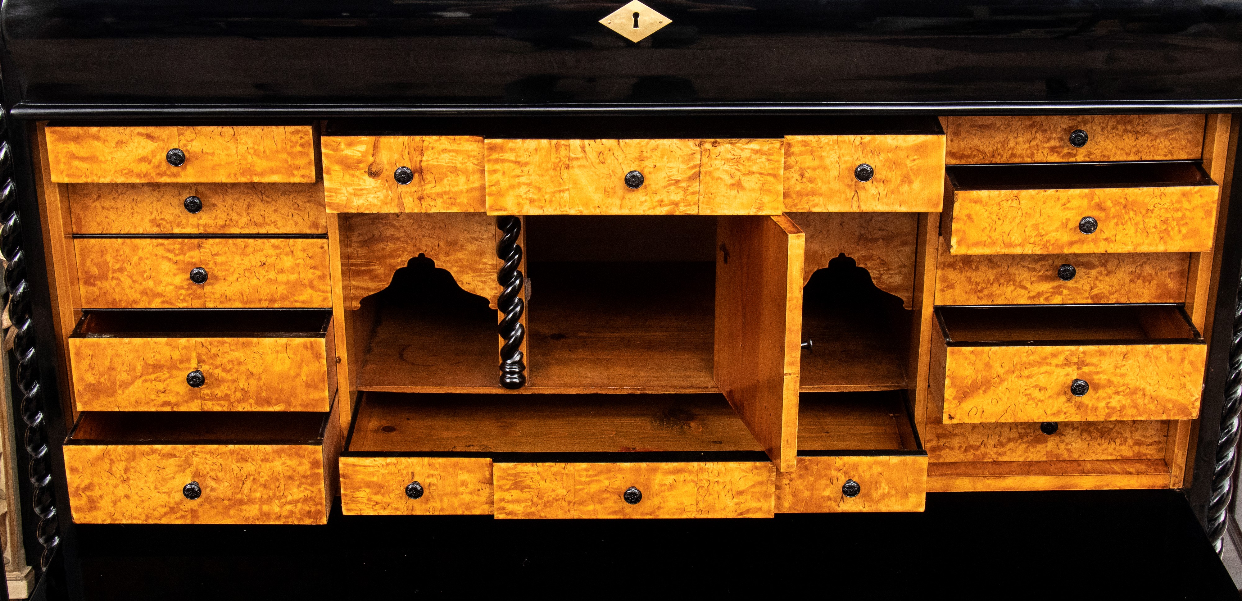 Secretaire Bidermeier, laccato nero, XIX secolo, Svezia