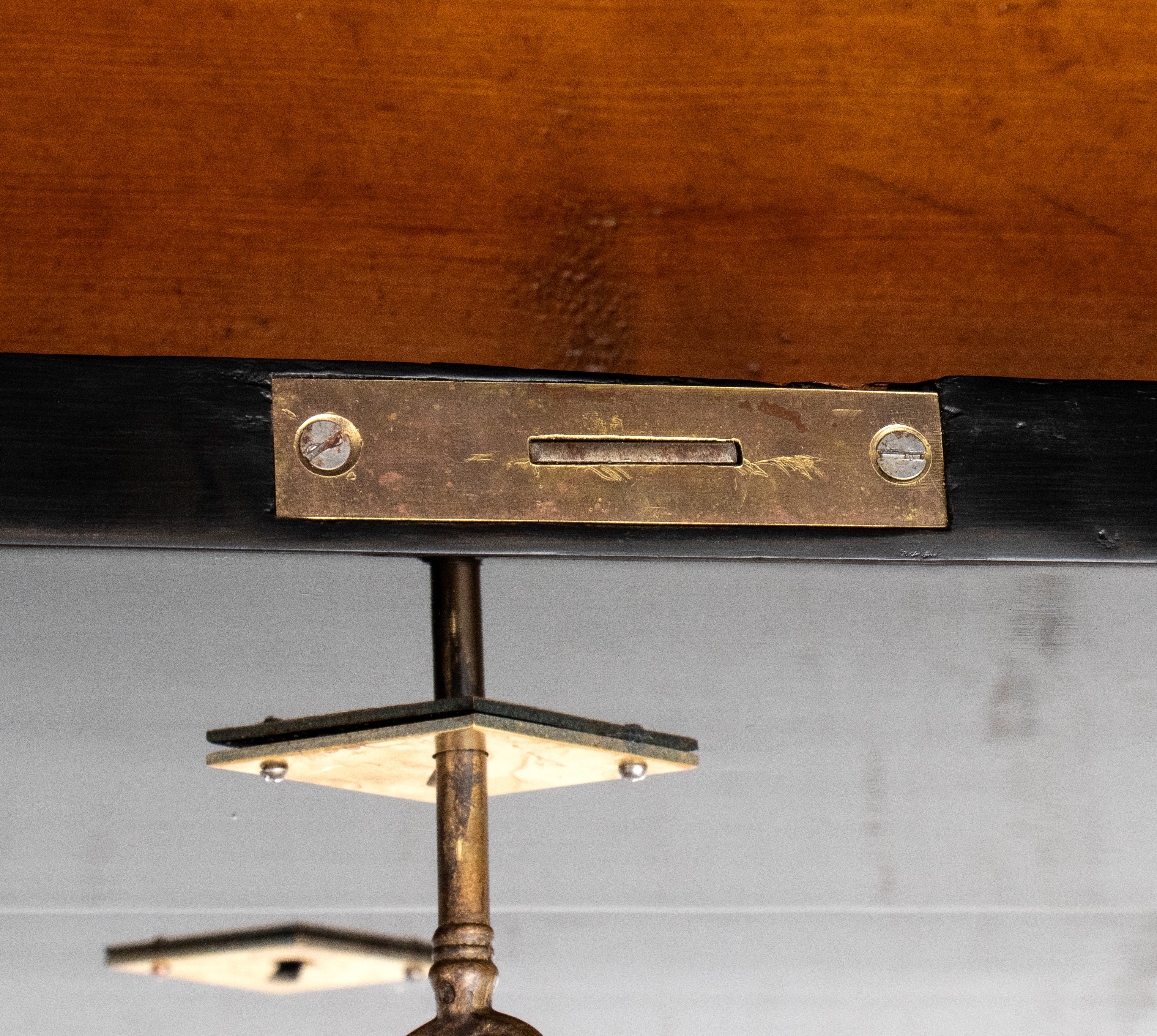 Secretaire Bidermeier, laccato nero, XIX secolo, Svezia