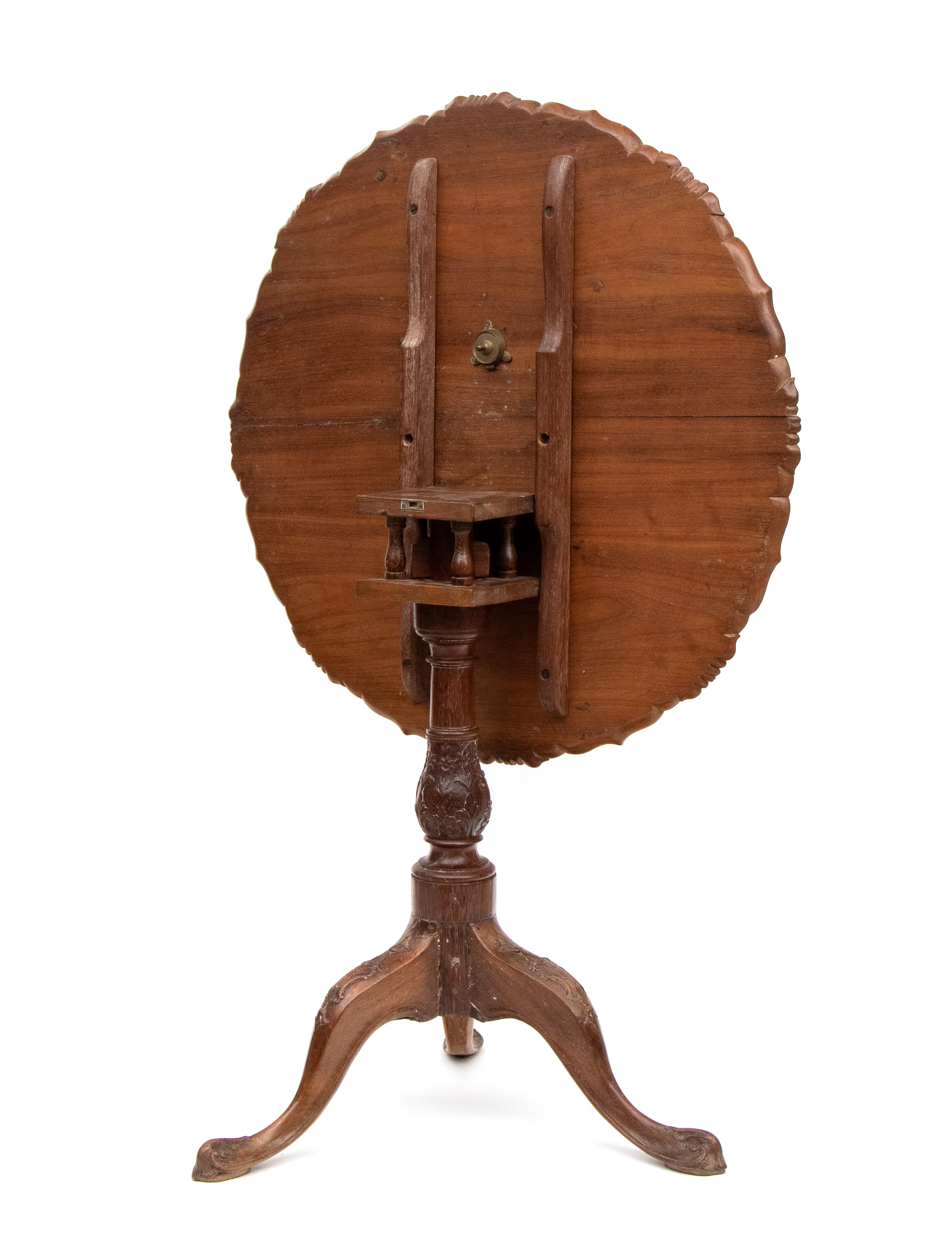Tavolino a vela, Inghilterra, XVIII secolo, legno di mogano, diametro 78 cm