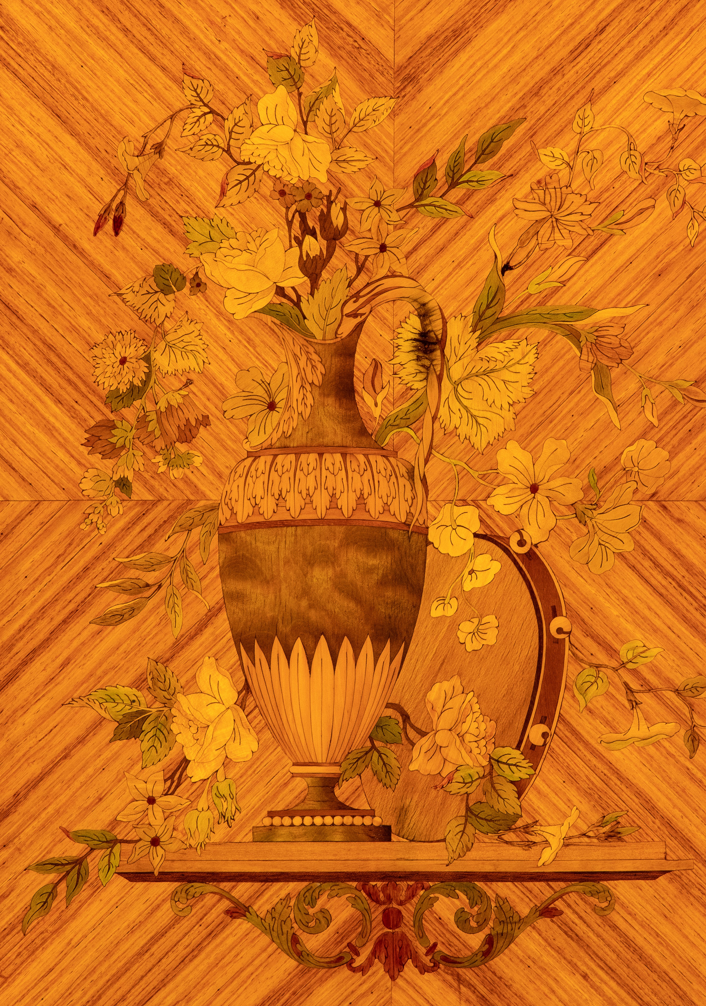 Maison Forest - Mobile “dessert” in stile Luigi XVI con marqueterie floreali e bronzo dorato