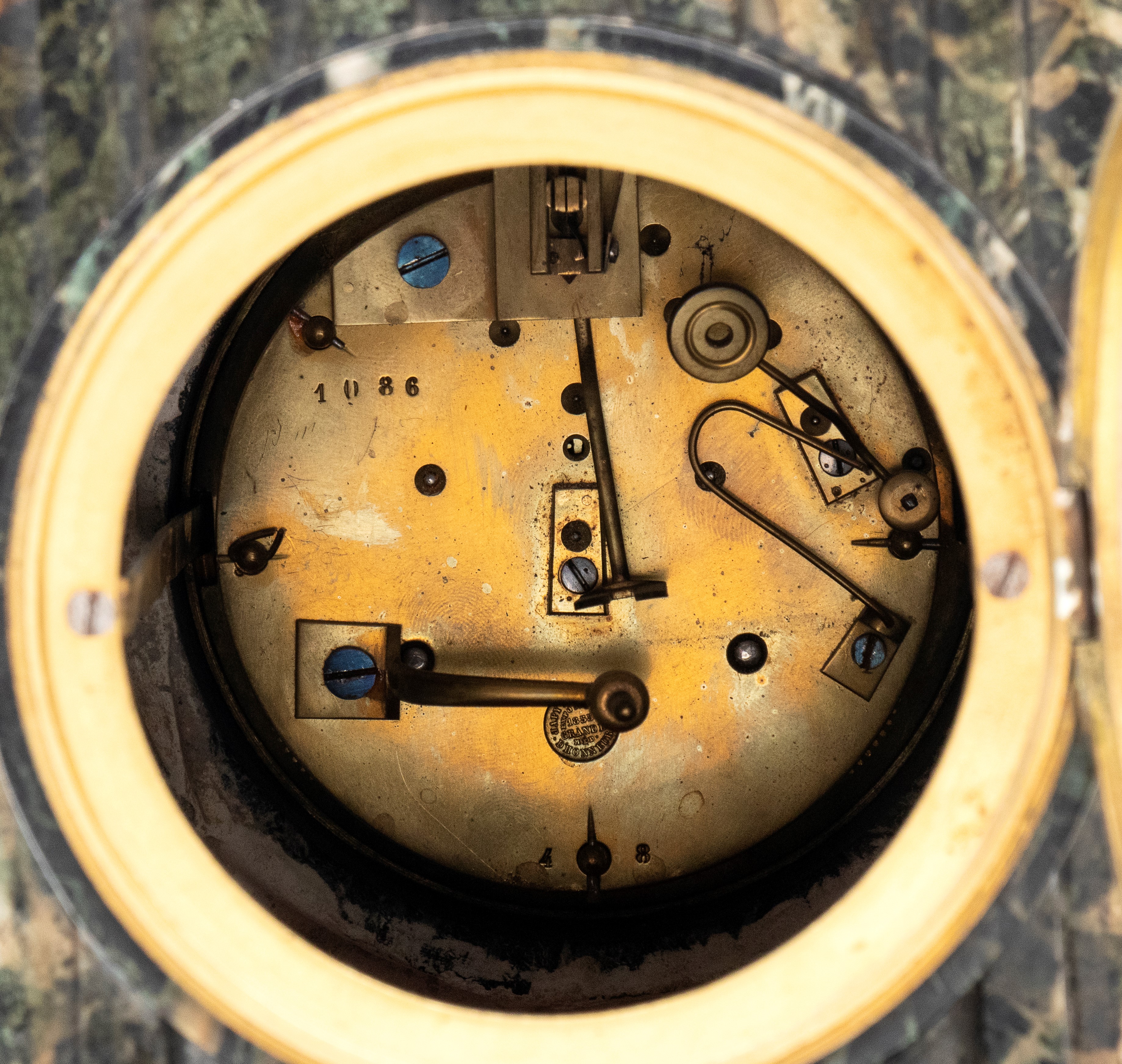 Orologio in bronzo e marmo