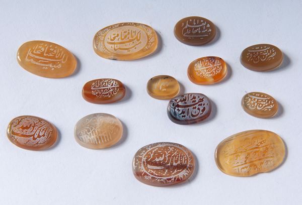 Lot of 50 worked carnelians with inscriptions