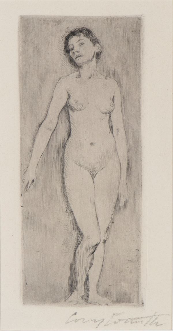 Nudo femminile in piedi