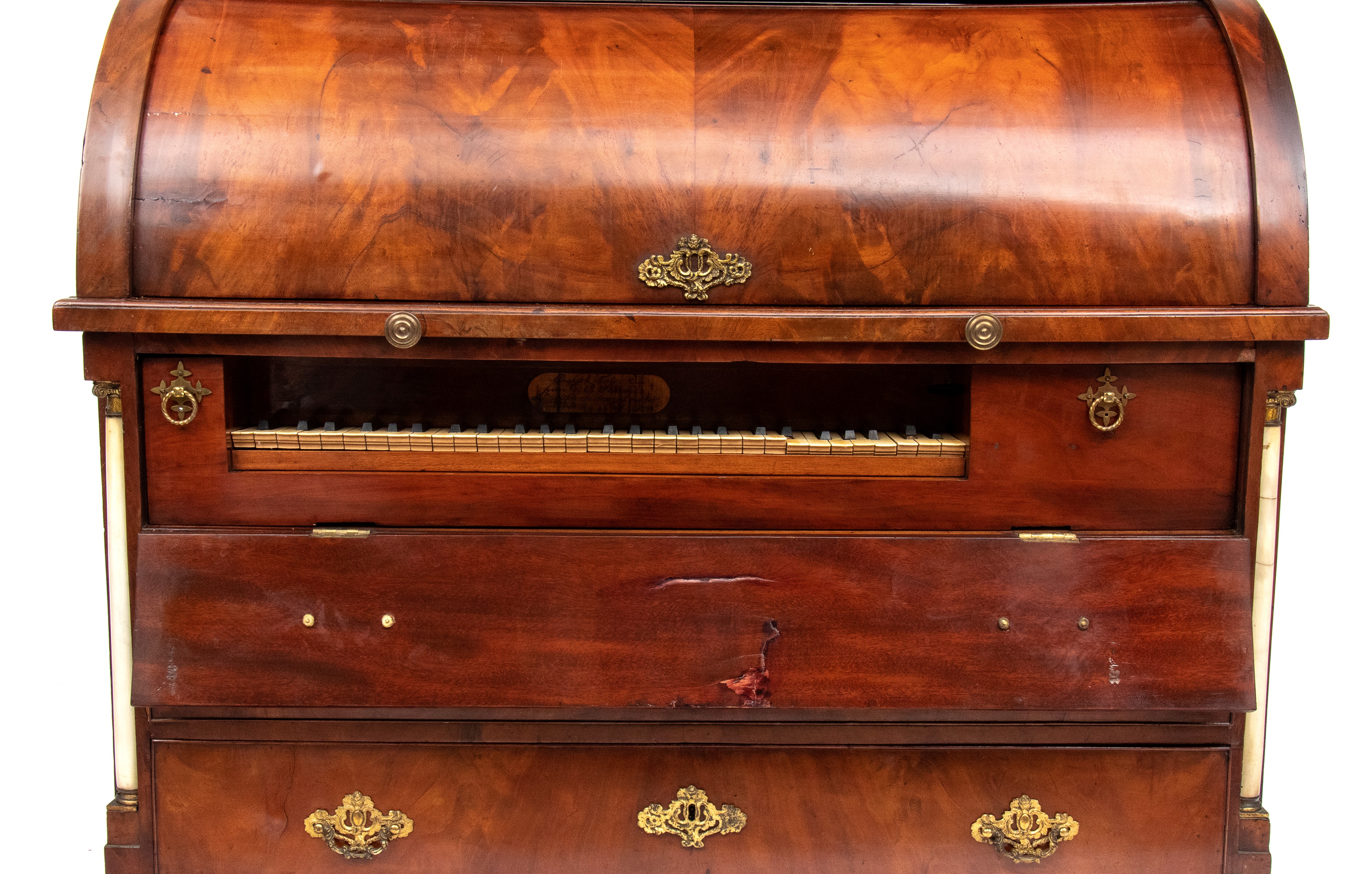 Ribalta doppio corpo a tempio con piano interno in mogano, XVIII secolo