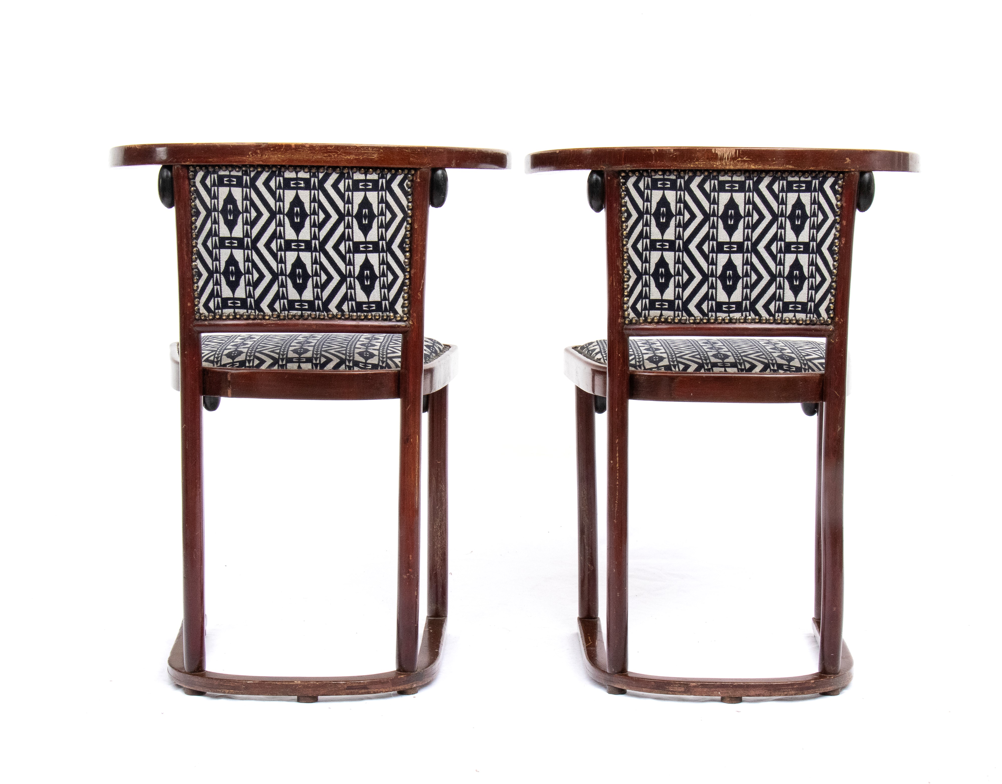 Michael Thonet - Coppia di sedie in faggio curvato a vapore