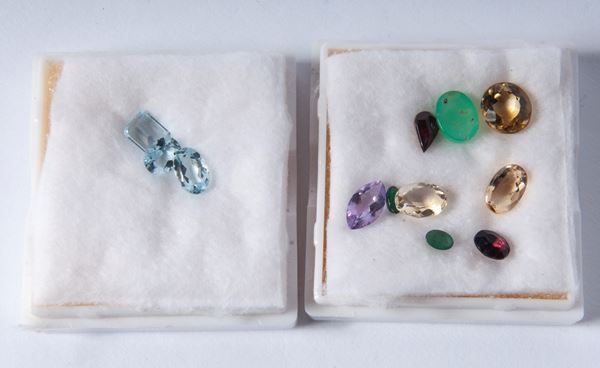 Lot of seven semiprecious stone boxes