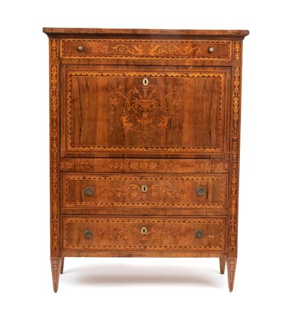 Secretaire intarsiato lombardo, in legno di noce, XIX secolo