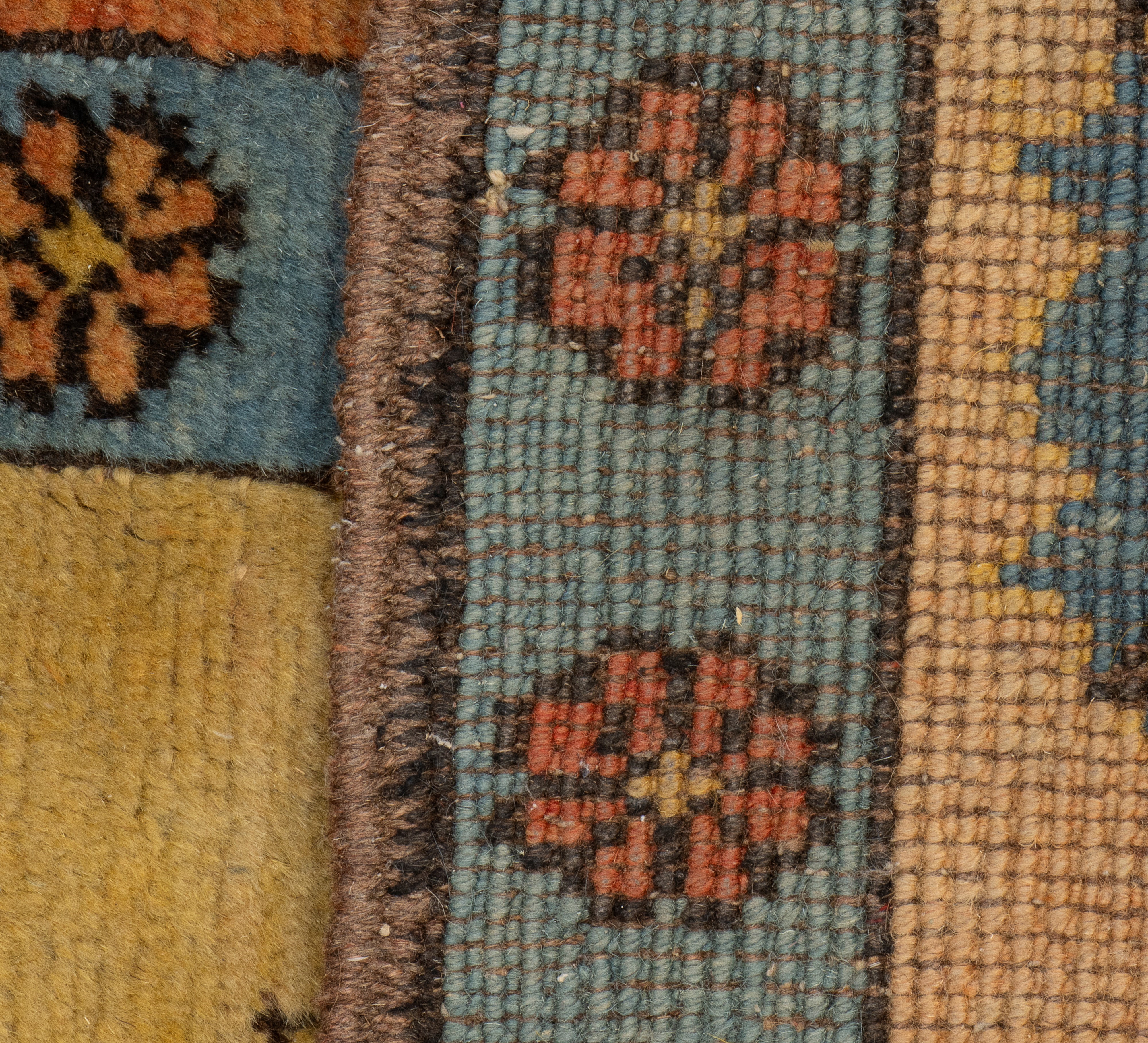 Tappeto kilim, XX secolo, geometrico e floreale