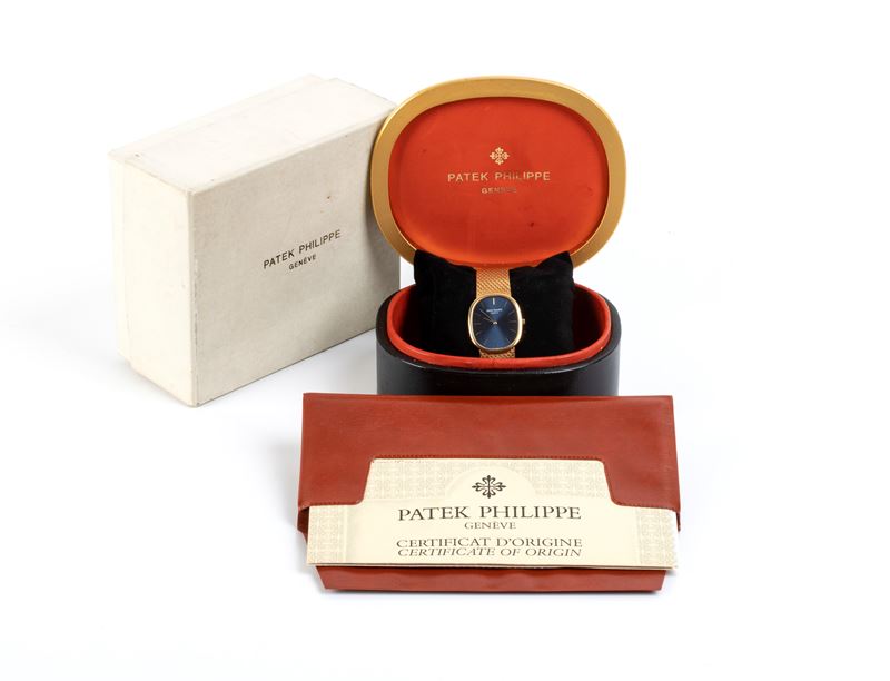 Patek Philippe - Ellipse: orologio da polso in oro con quadrante blu