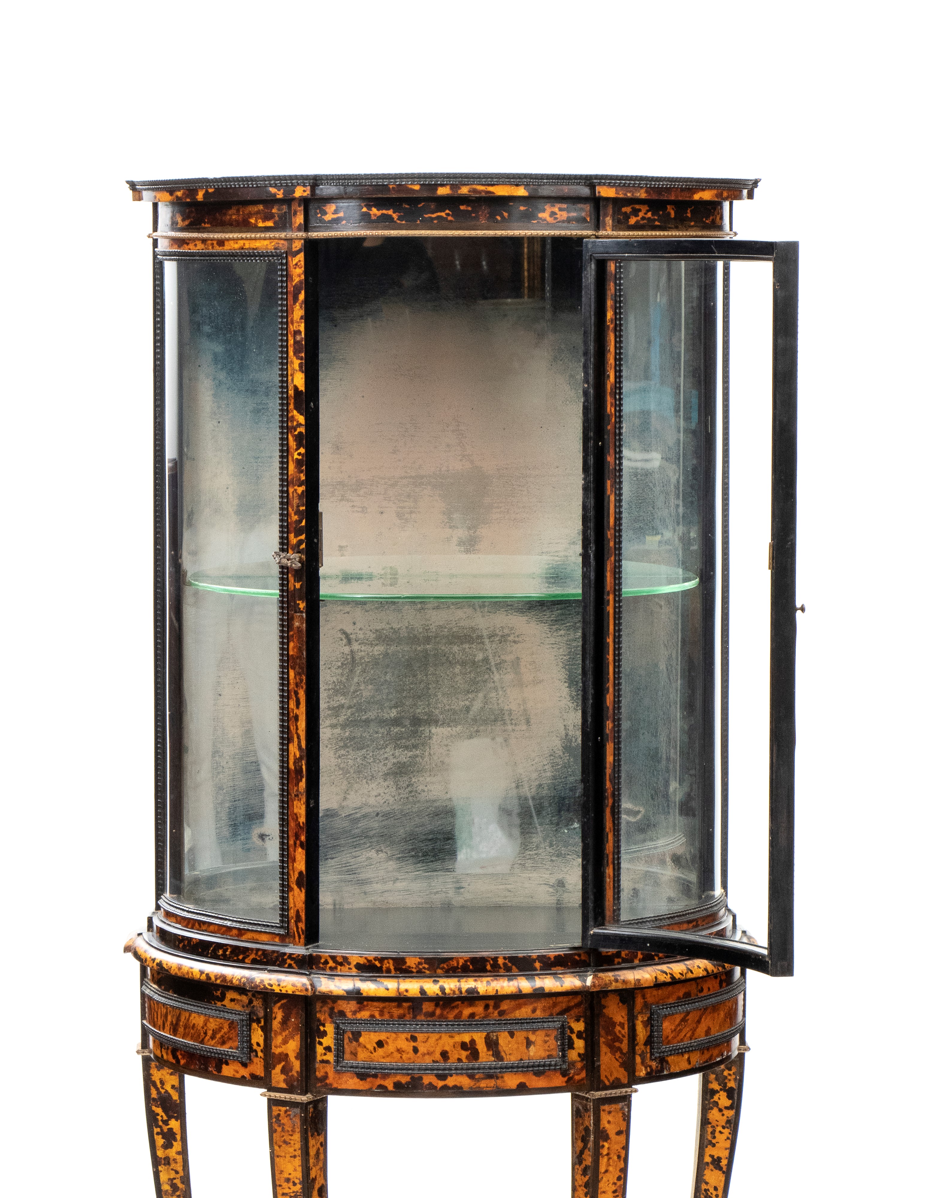 Vetrina italiana in tartaruga stile Luigi XV