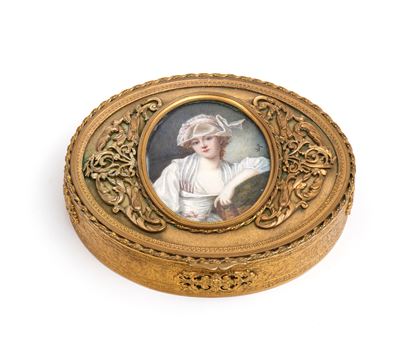 Scatola ovale con miniatura di dama, ottone dorato, Francia, XIX secolo