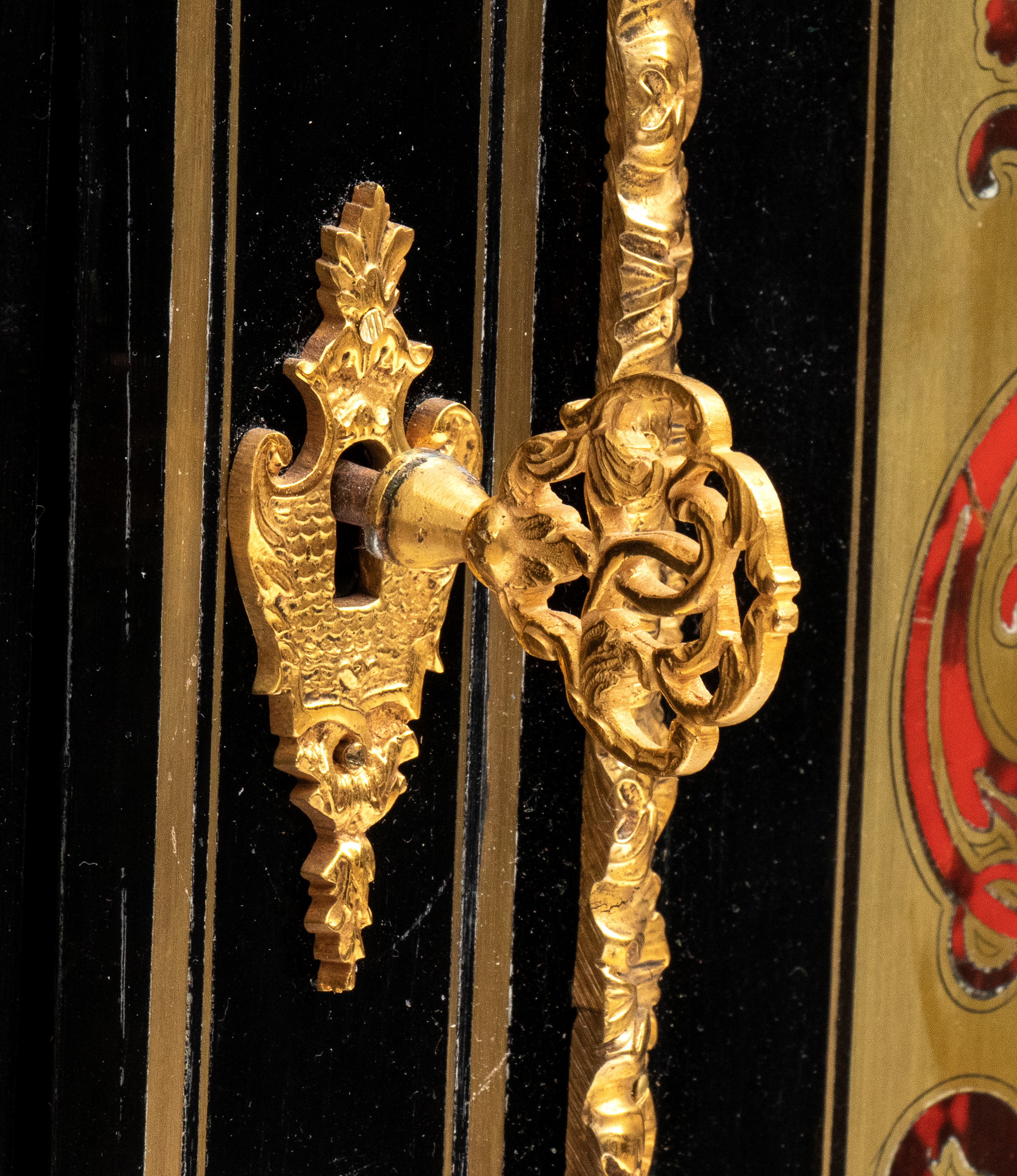Hippolyte-edmé Pretot - Credenza ad un anta in stile Boulle con decorazioni in bronzo dorato e ap...