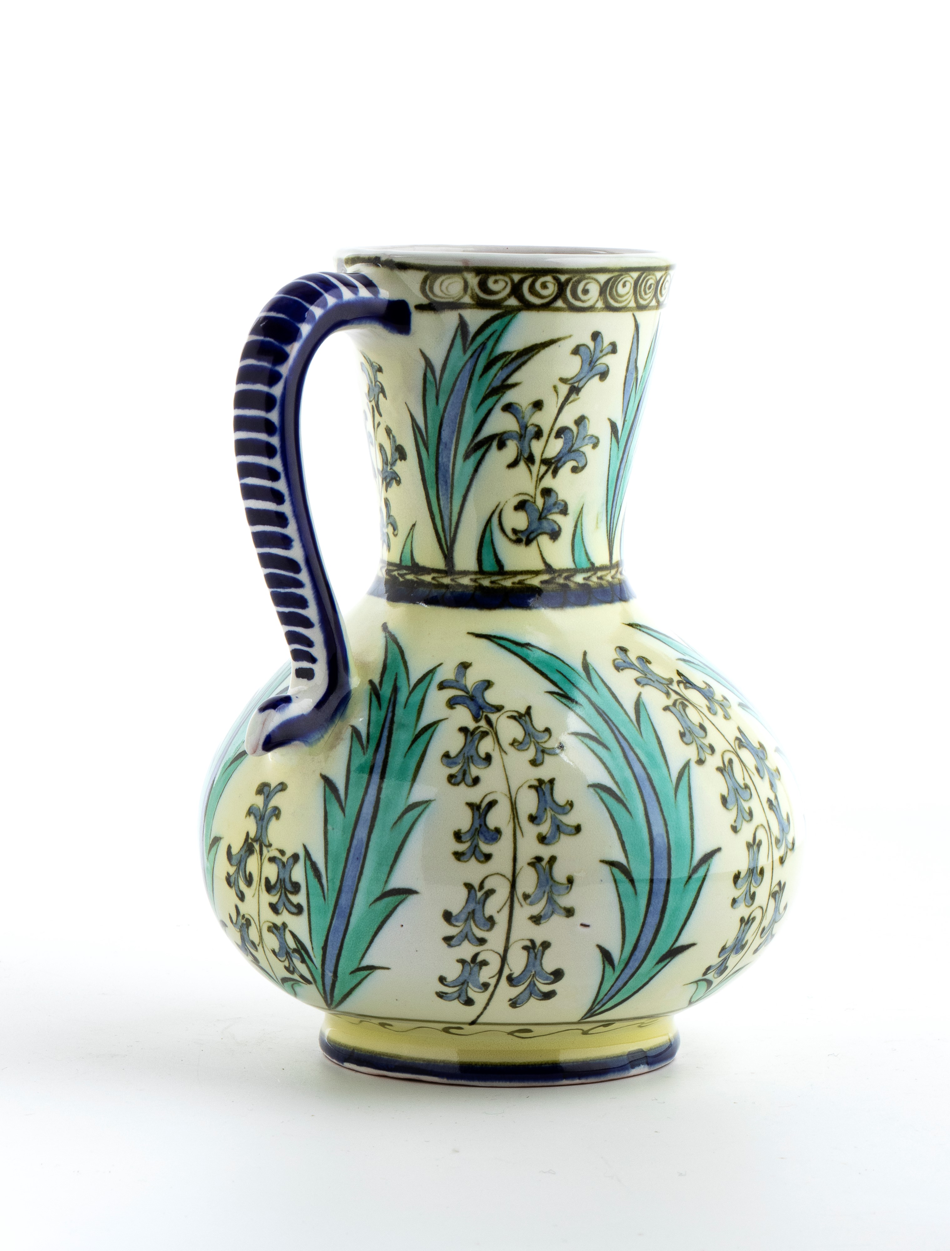 Brocca con ansa a disegno iznik