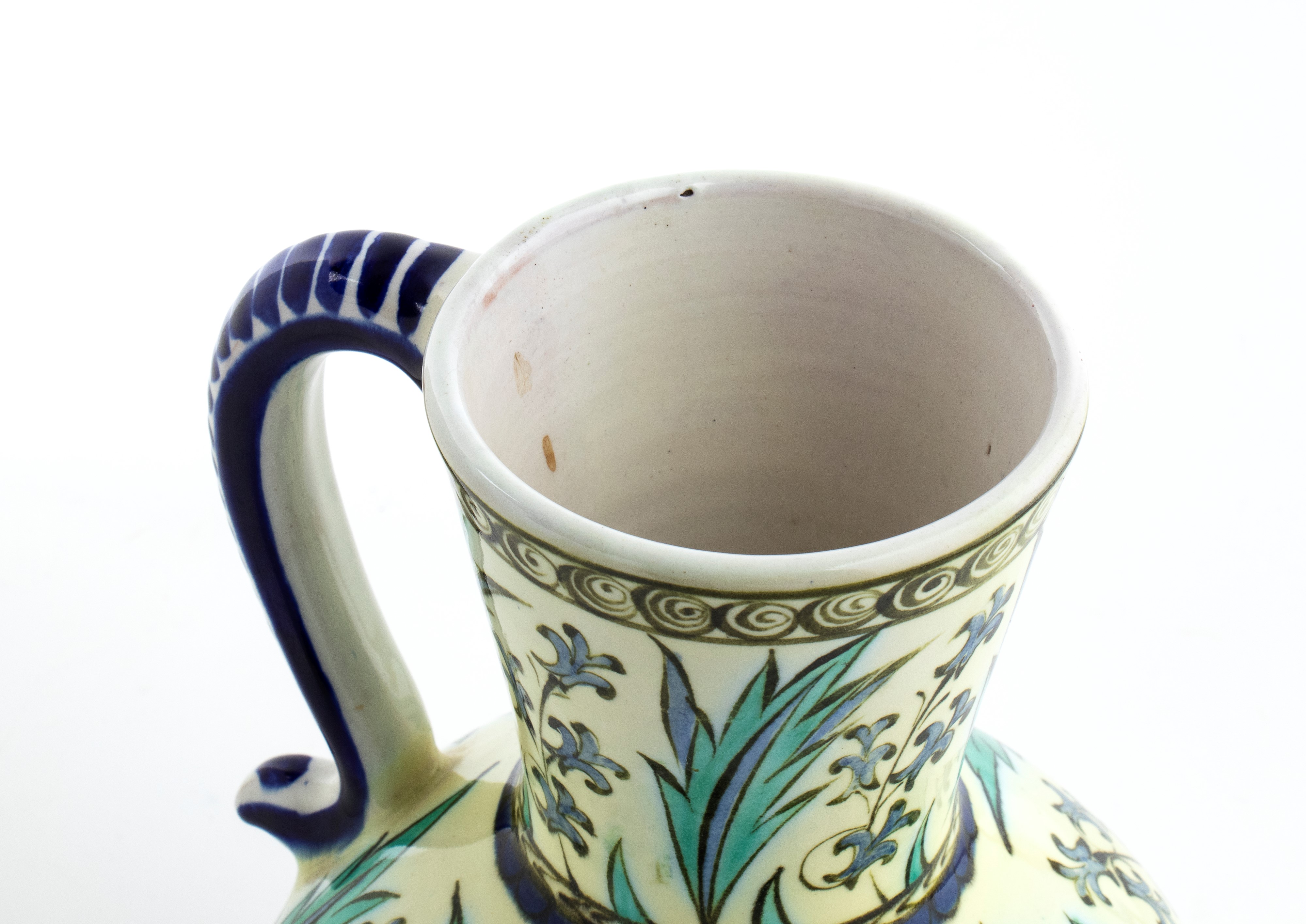 Brocca con ansa a disegno iznik