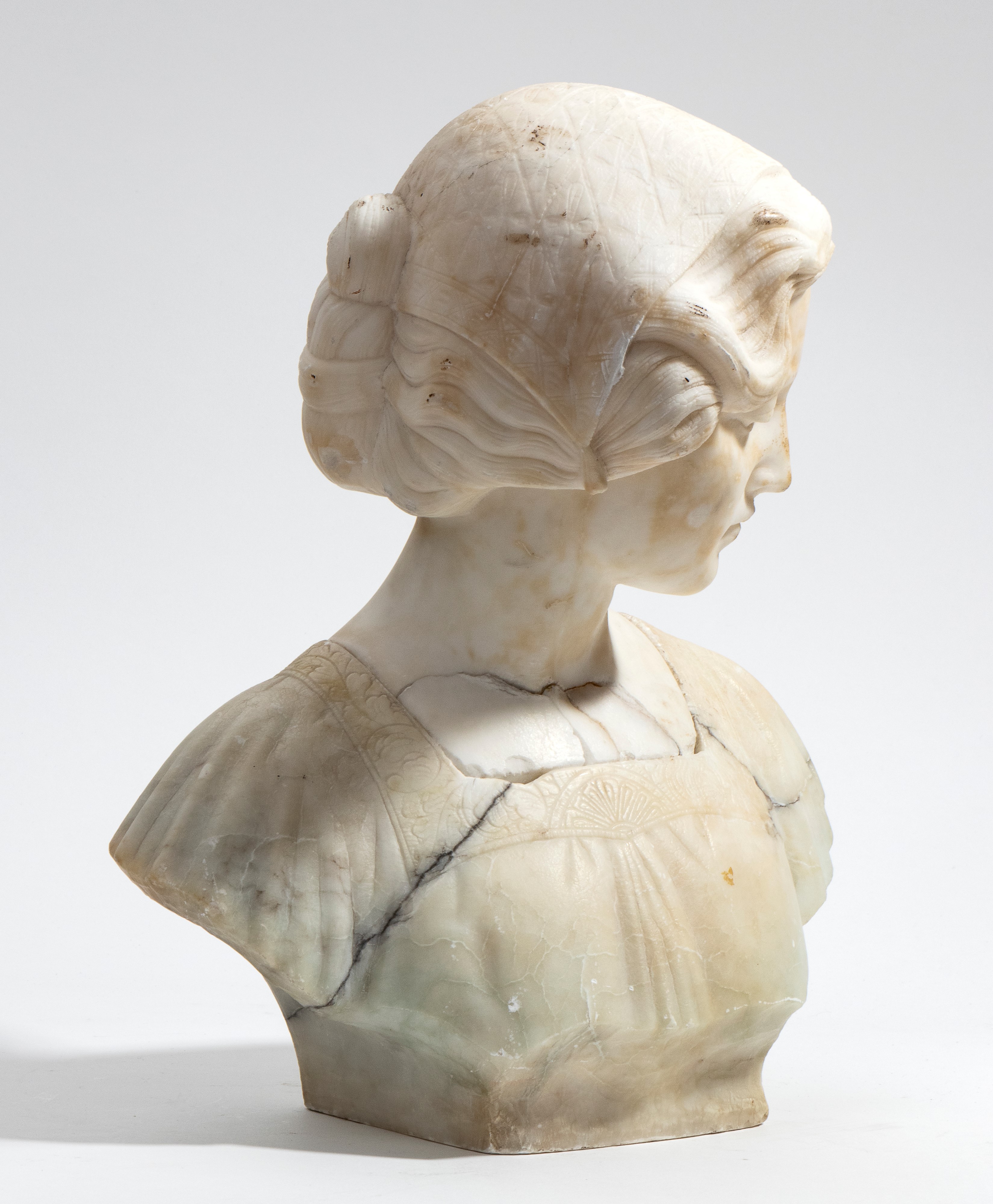 Giuseppe Bessi - Busto di donna in marmo e alabastro, XIX secolo