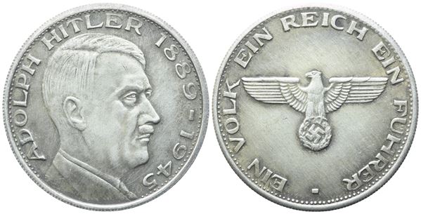 PERSONAGGI. Medaglia 1945 Adolf Hitler. XX sec. Mb. 35mm. SPL