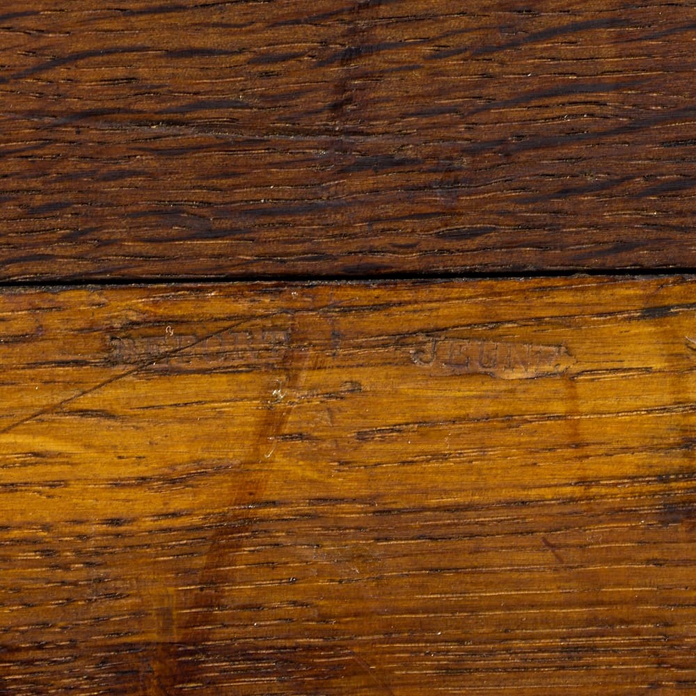 Jeunne, Mathieu Befort - Credenza francese in legno ebanizzato con piano in marmo bianco