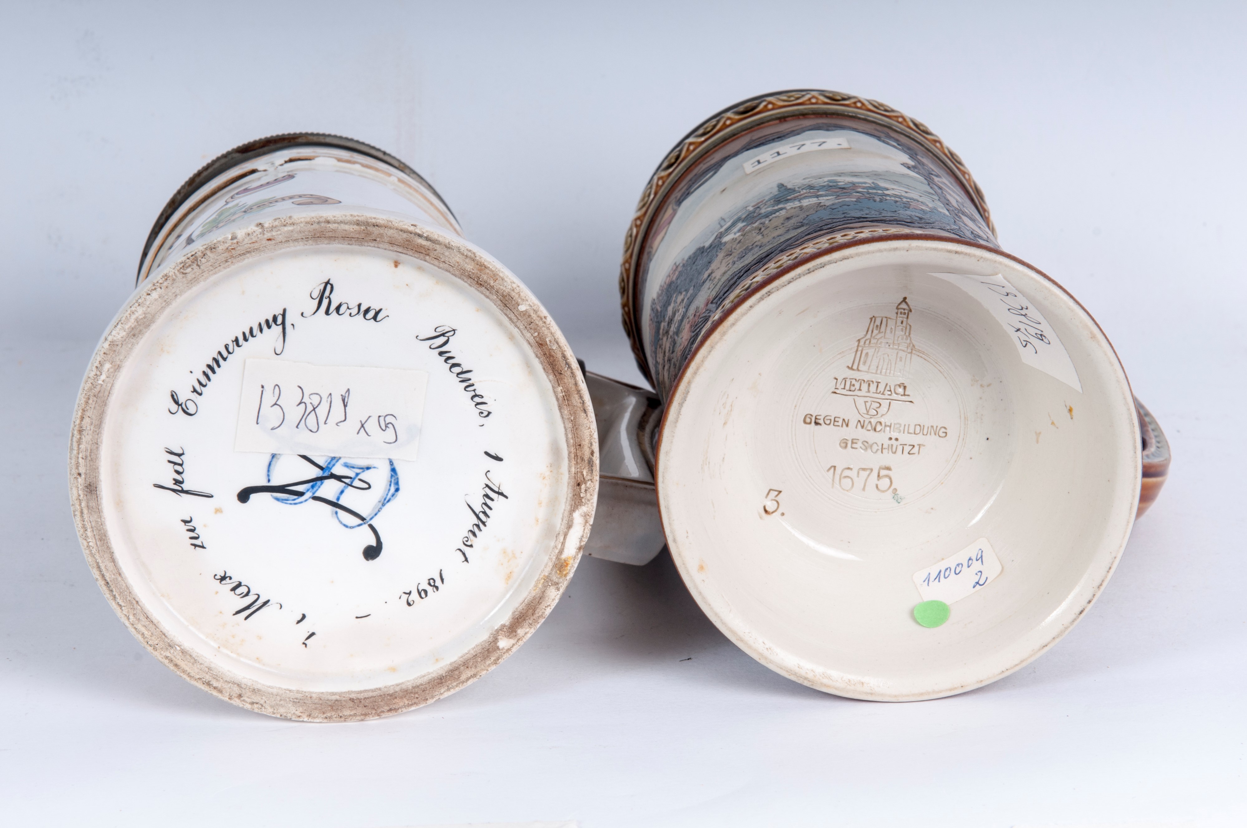 Boccale del riservista, lotto di cinque ceramiche policrome con coperchio in peltro