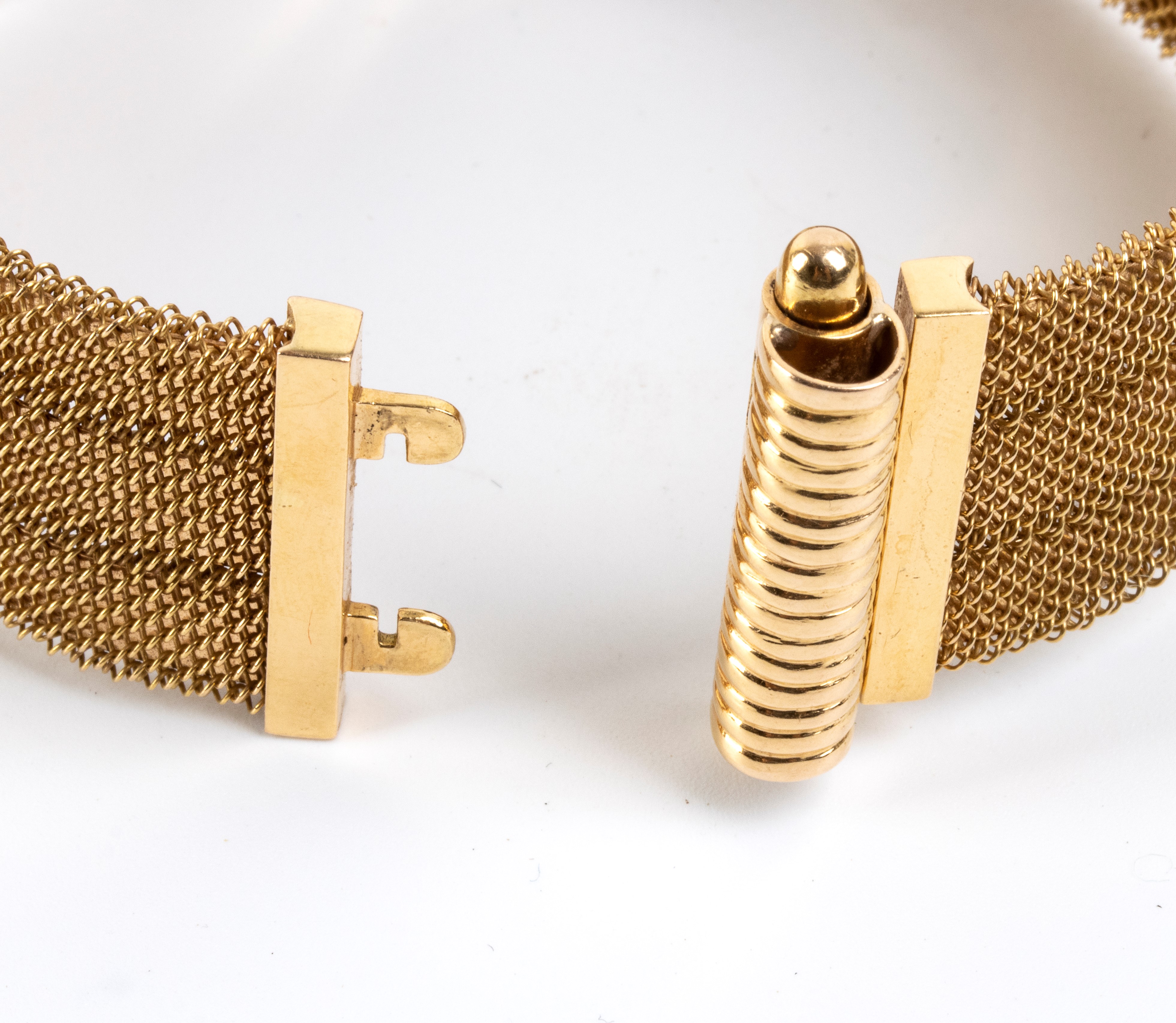 Parure in oro e pietre