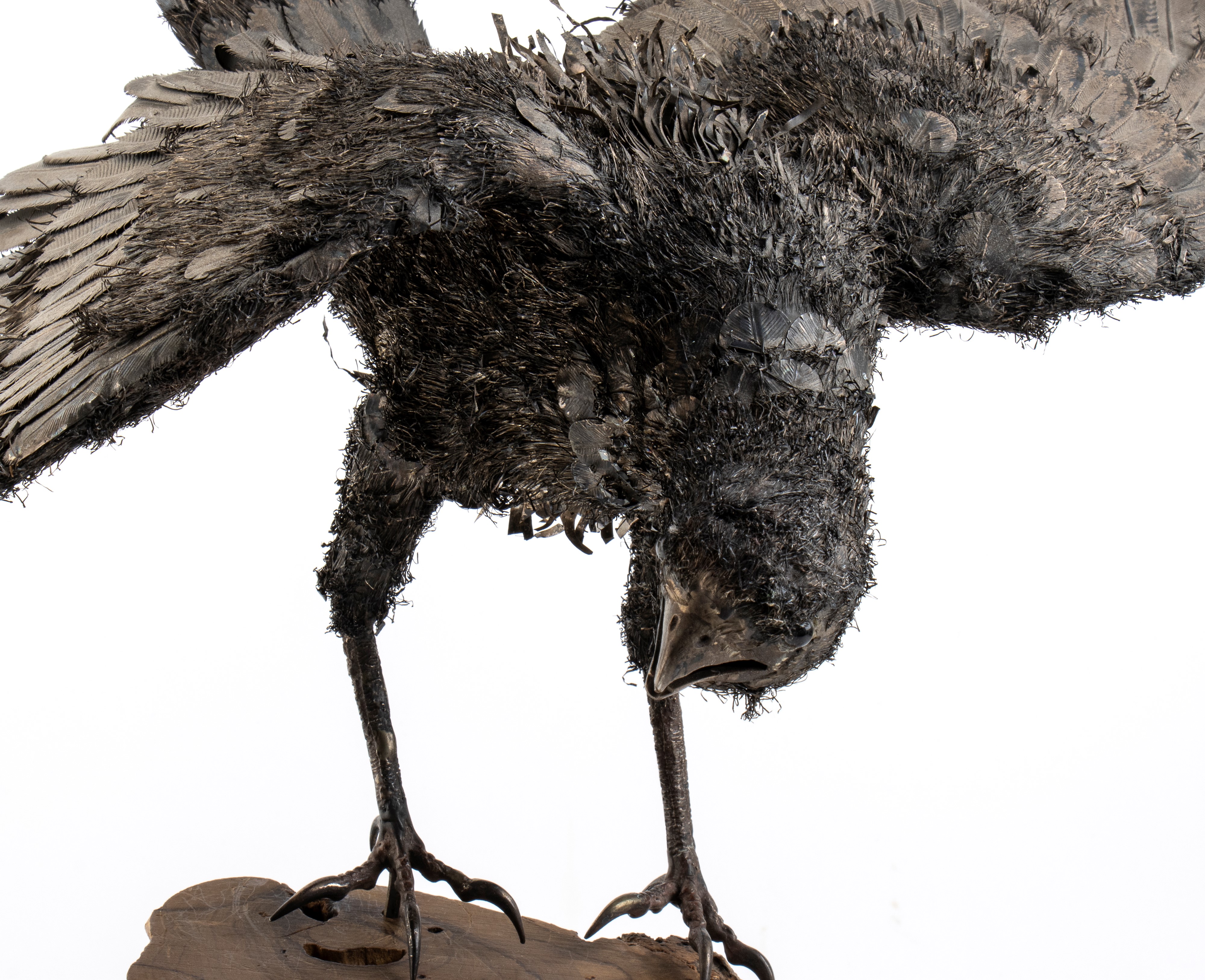 Falco, scultura in argento (XX secolo)