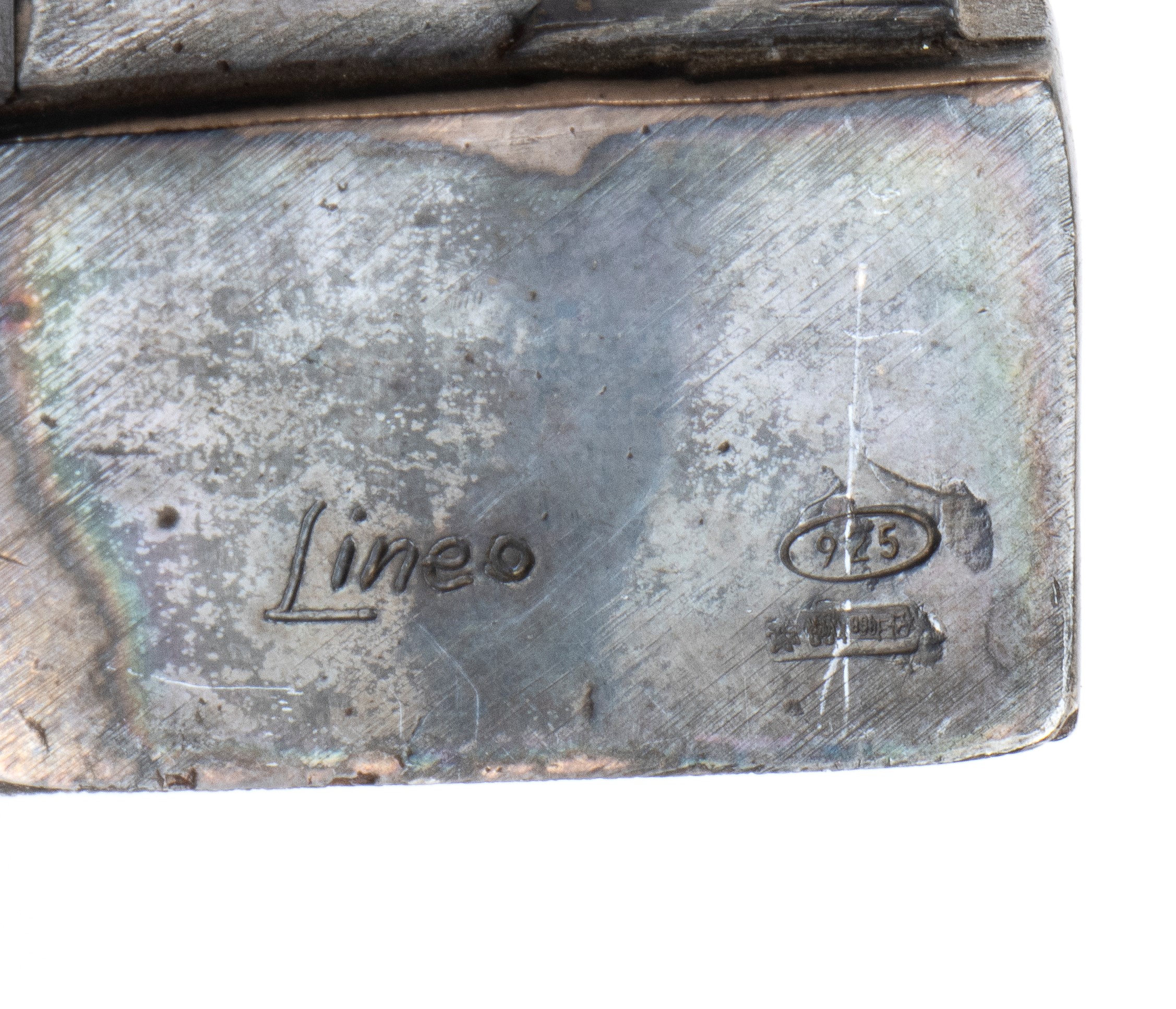 Lineo, Scultura in argento 925/1000, fusa e cesellata, ispirazione iconografia precolombiana