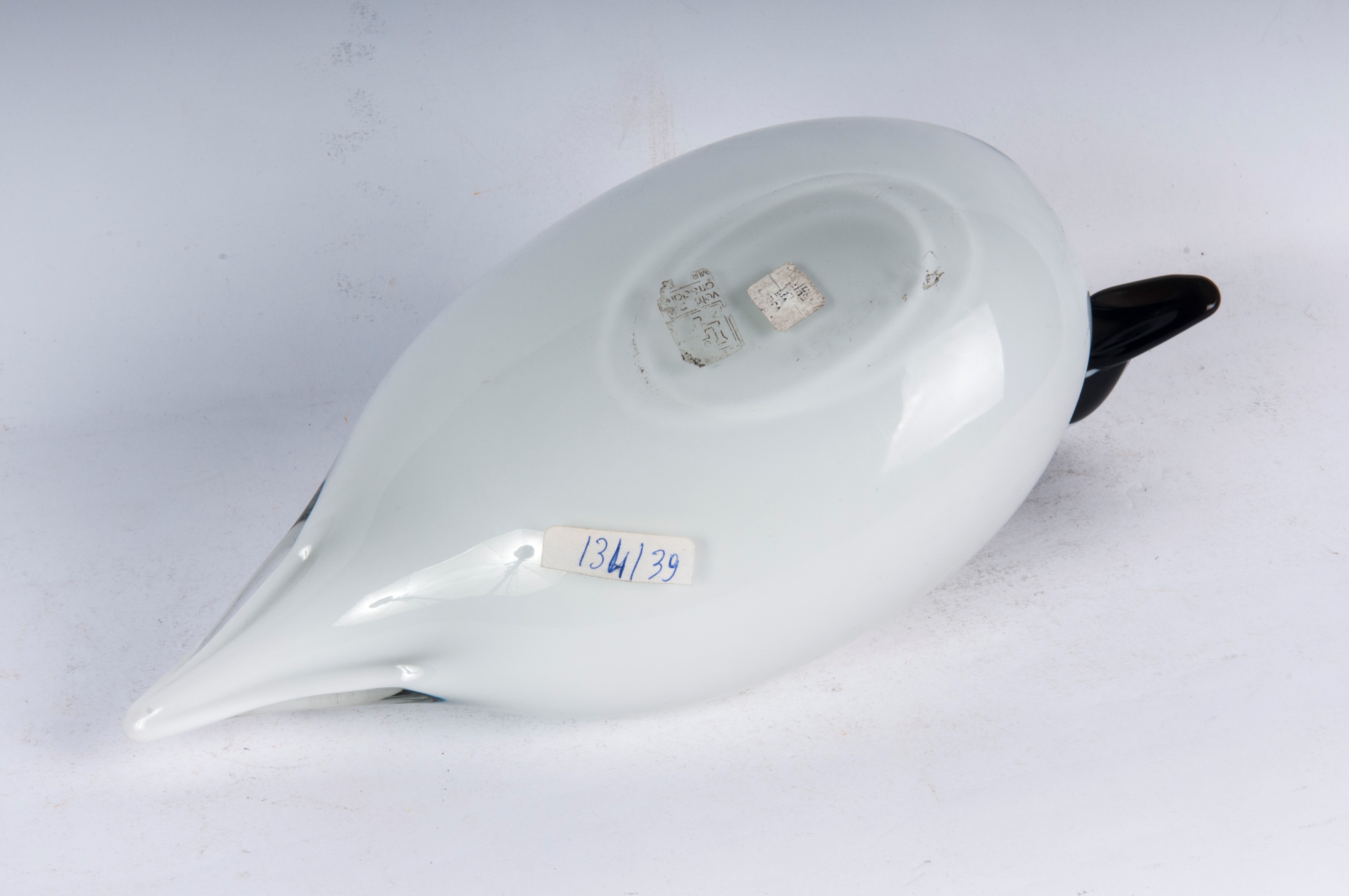 Murano, Anatra in vetro bianco e nero, 1987
