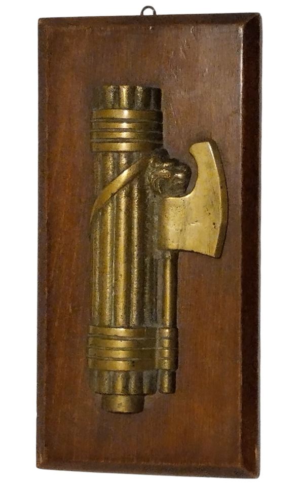 Bronze fasces
