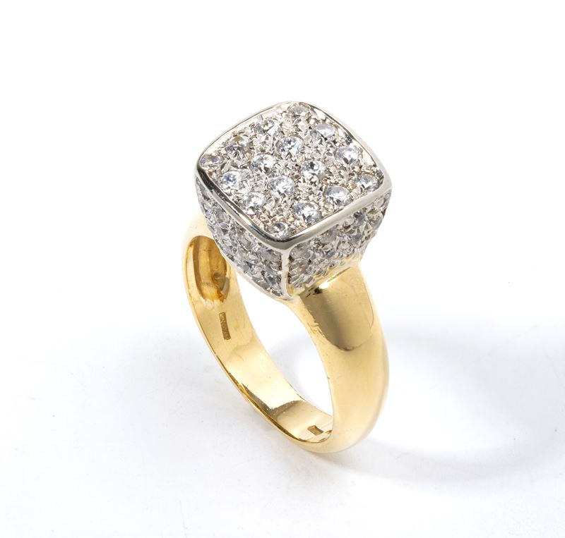 Anello in oro bianco e oro giallo 18k con pavé di paste vitree