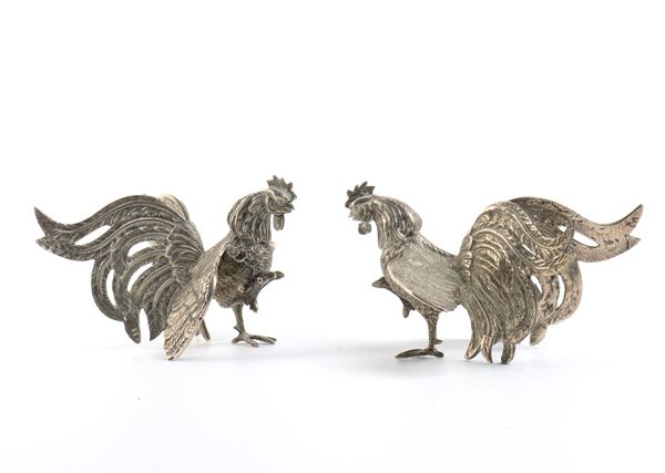 Coppia di galli in argento 