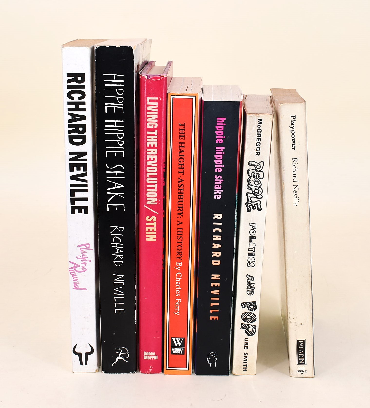 7 volumi di Neville Richard in inglese con firma autografa