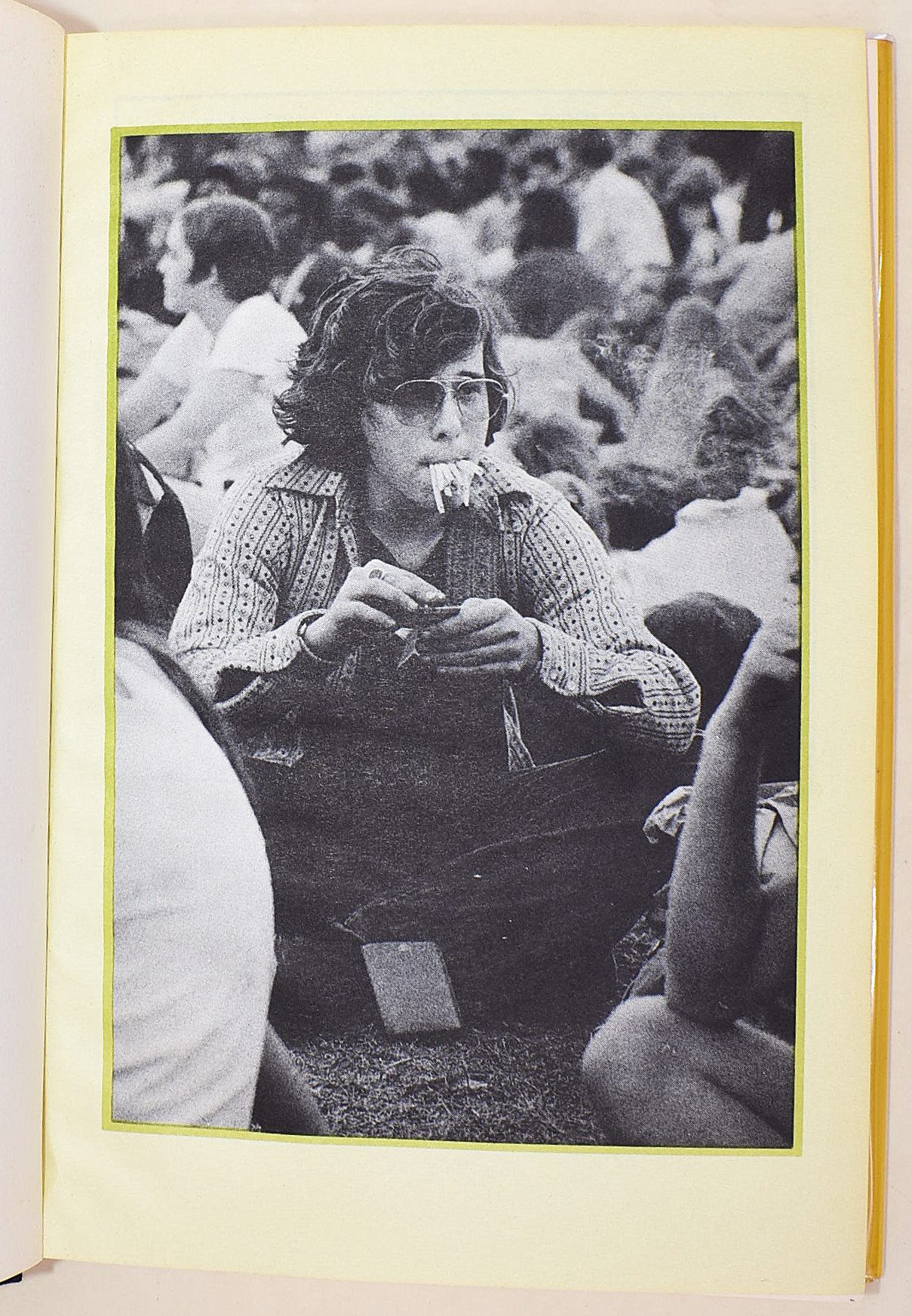 2 libri in inglese di Jerry Rubin