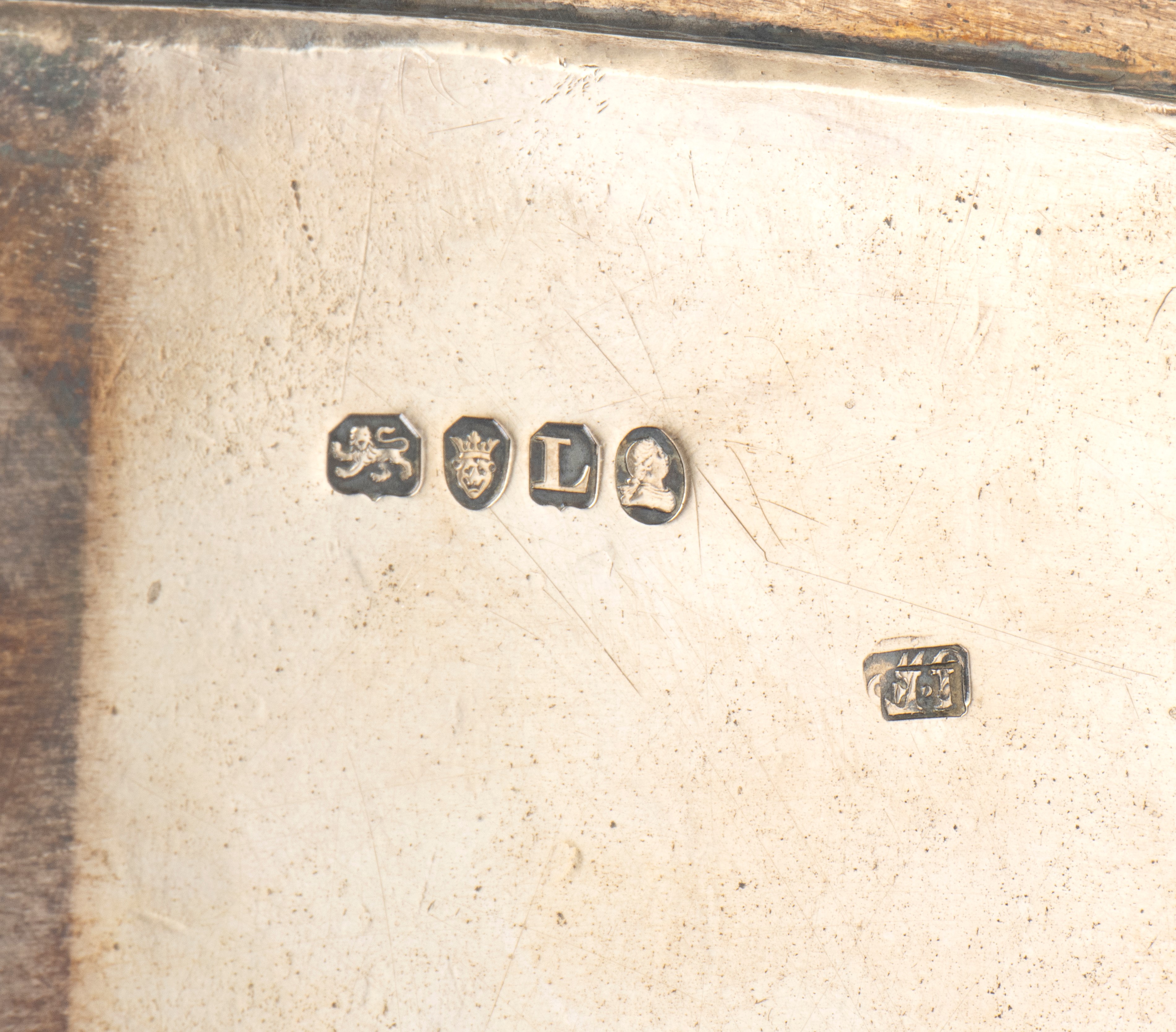 Vassoio georgiano inglese in argento