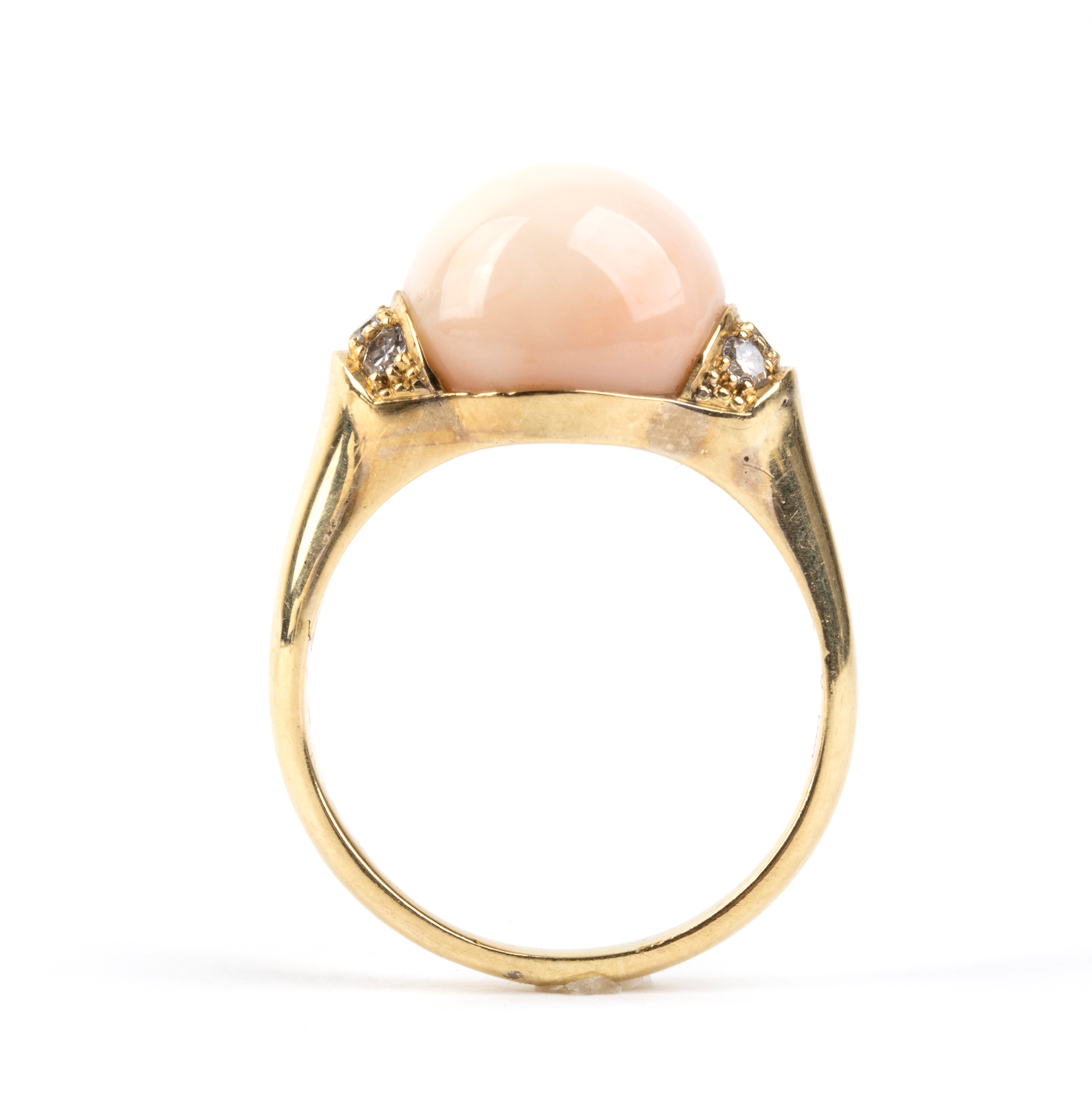 Oro 18k, Demi-parure anello e orecchini con corallo rosa e diamanti