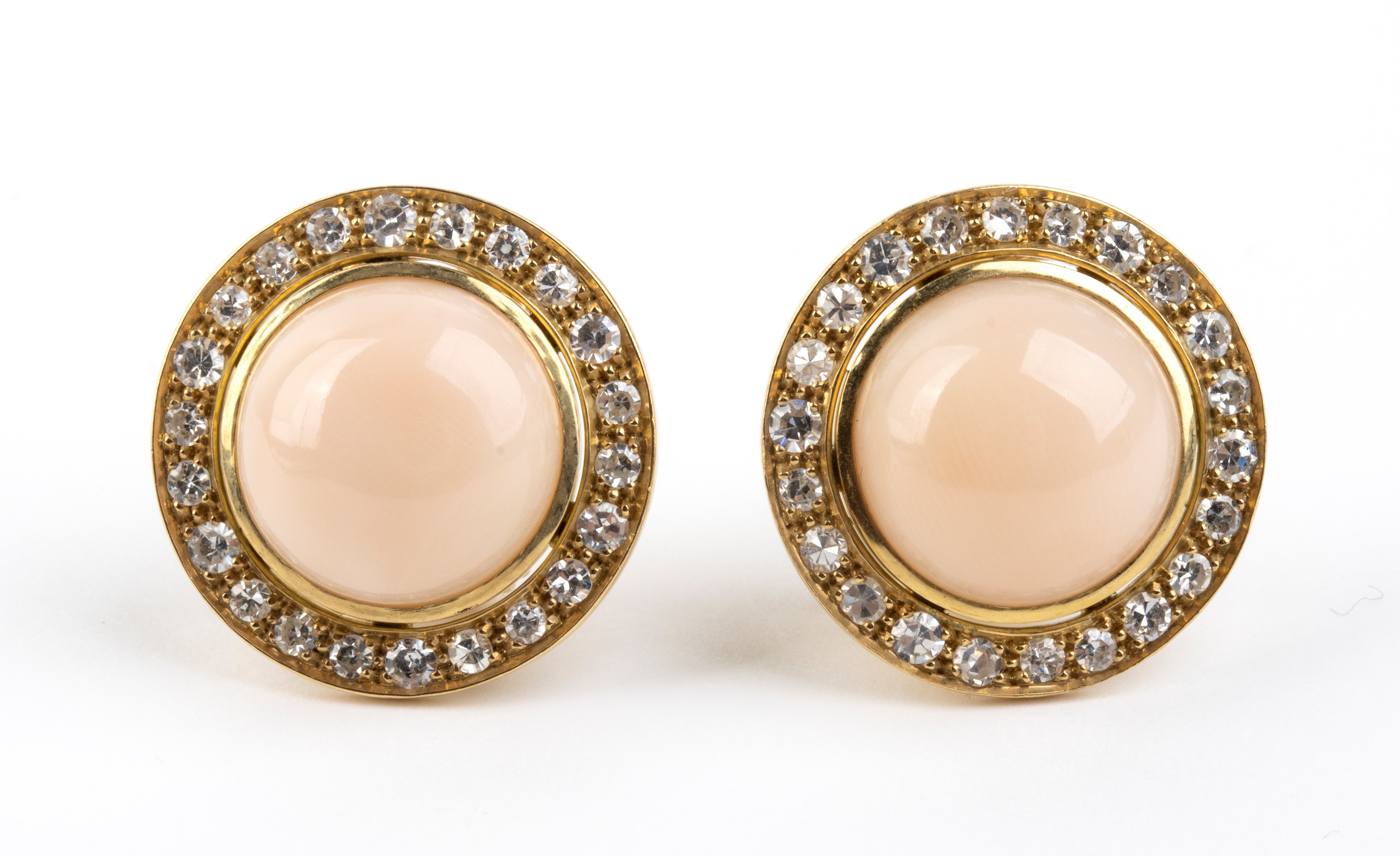 Oro 18k, Demi-parure anello e orecchini con corallo rosa e diamanti