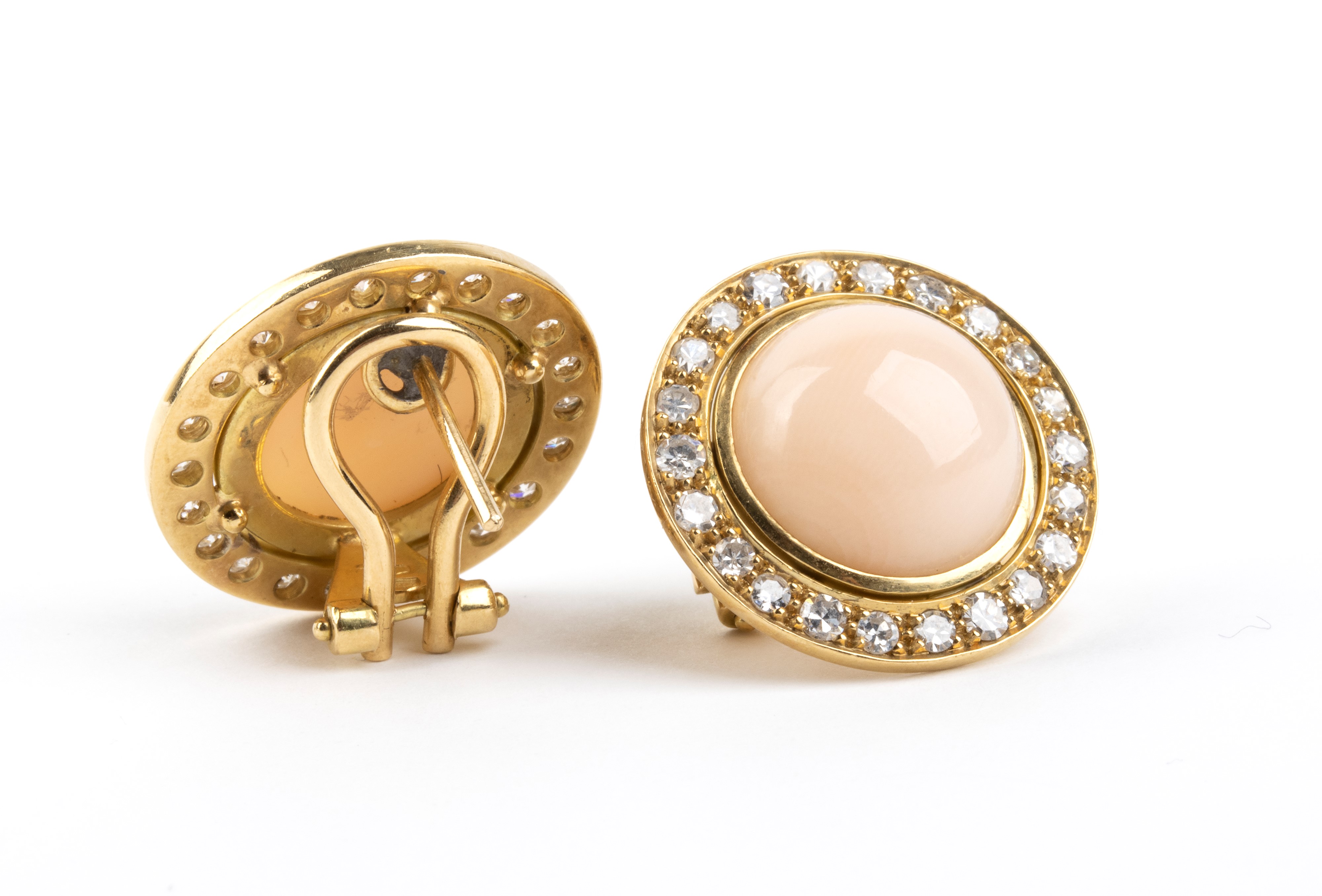 Oro 18k, Demi-parure anello e orecchini con corallo rosa e diamanti