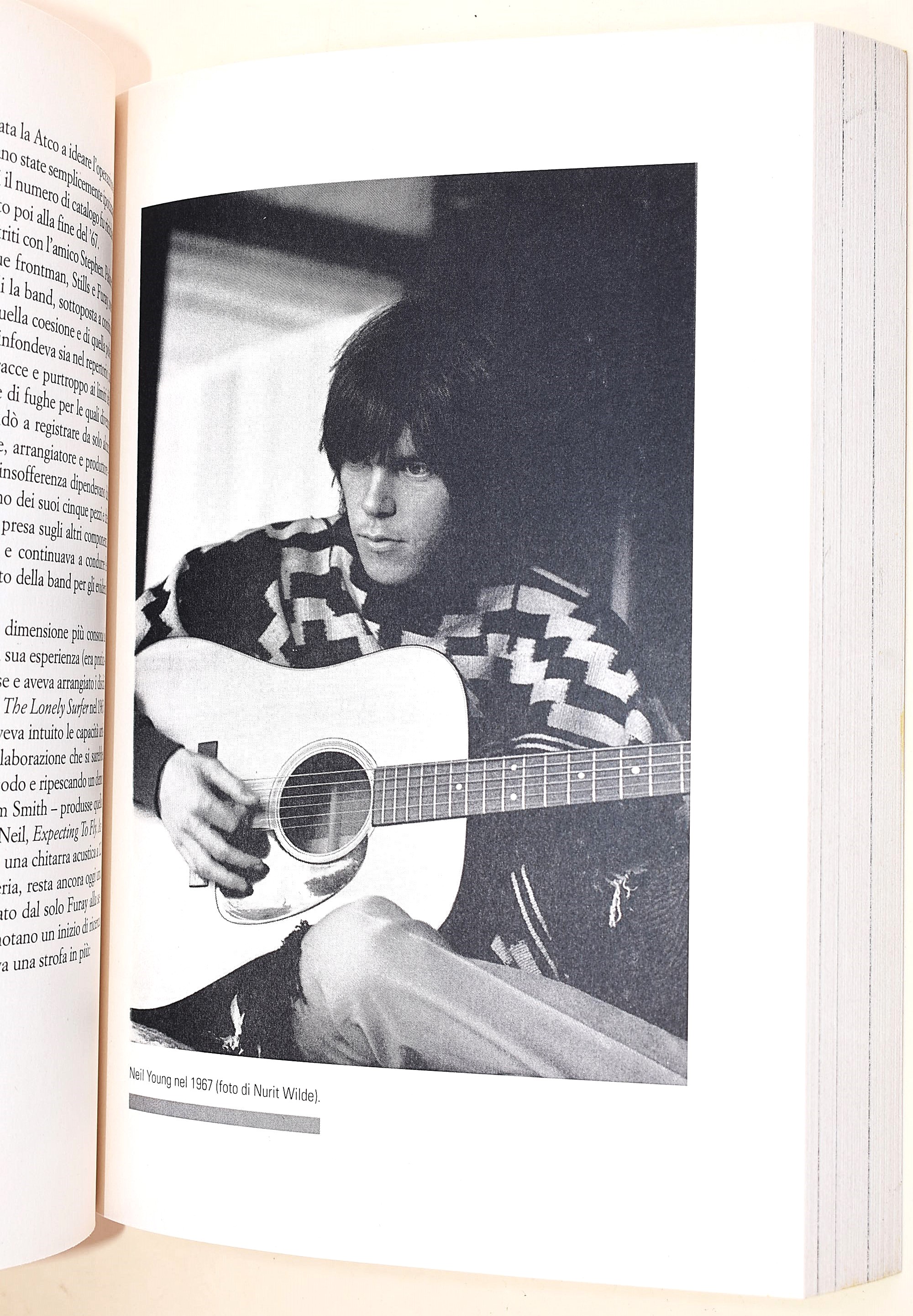 6 libri su Neil Young