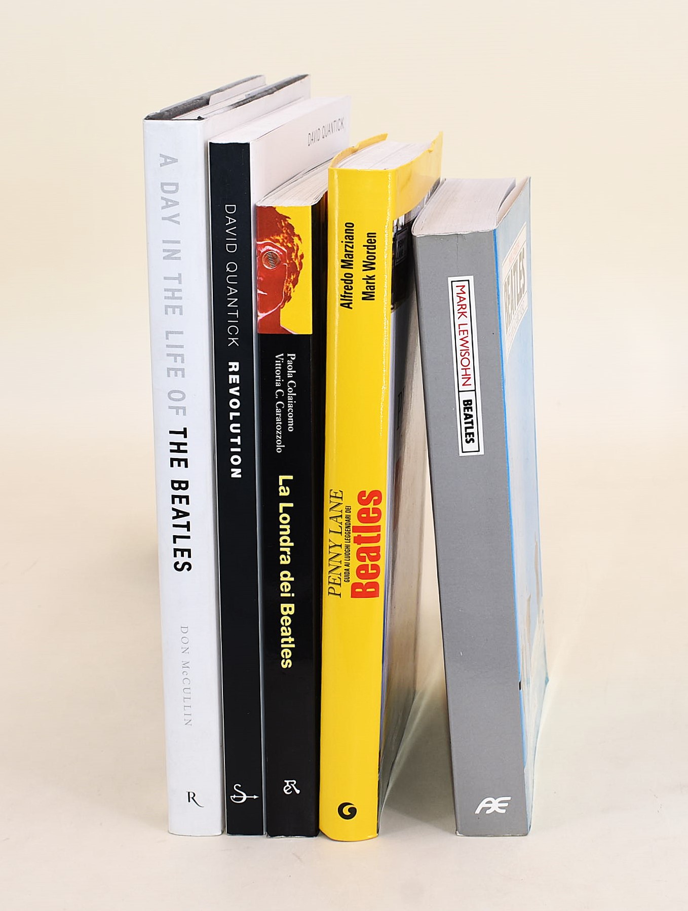 5 volumi su The Beatles