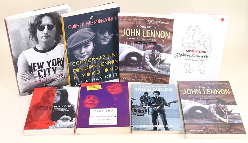8 volumi su Yoko Ono e John Lennon