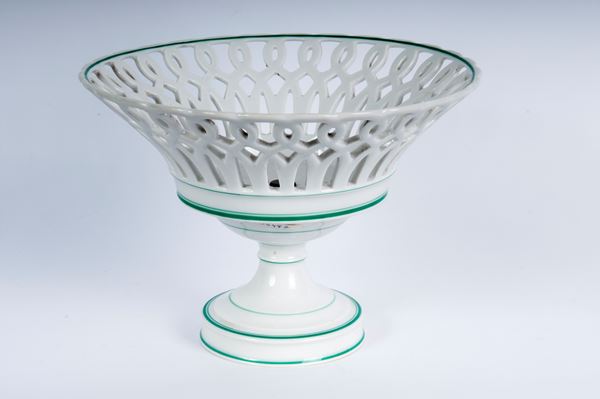 Alzata in ceramica bianca