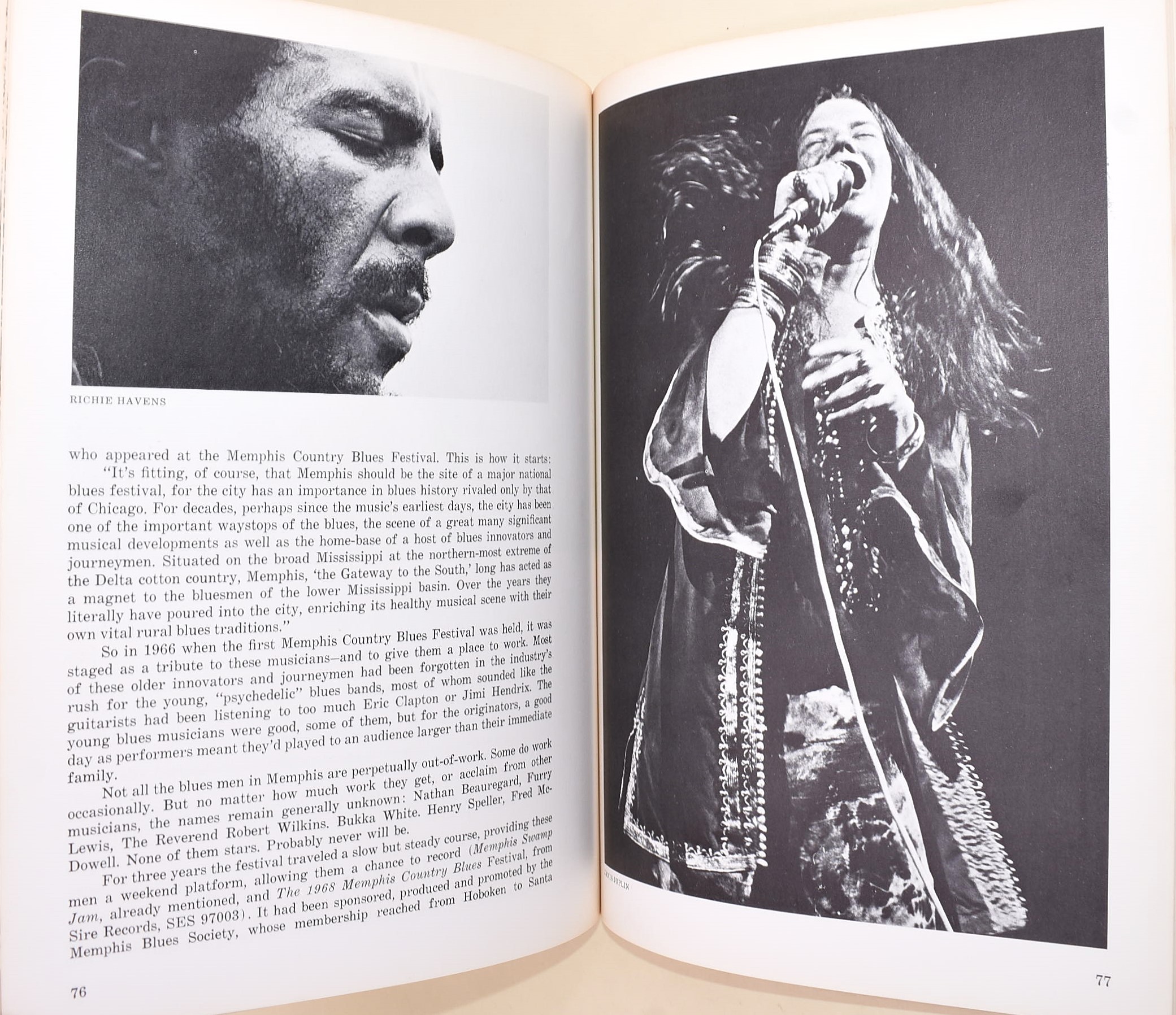 The Book of American Music Celebrations. Festival! (1971)