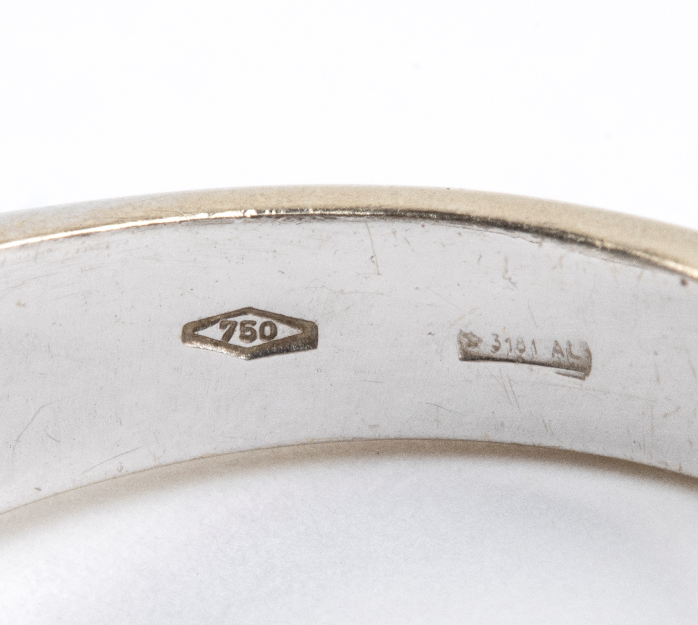 Salvini - Anello in oro bianco 18k con pavé di diamanti