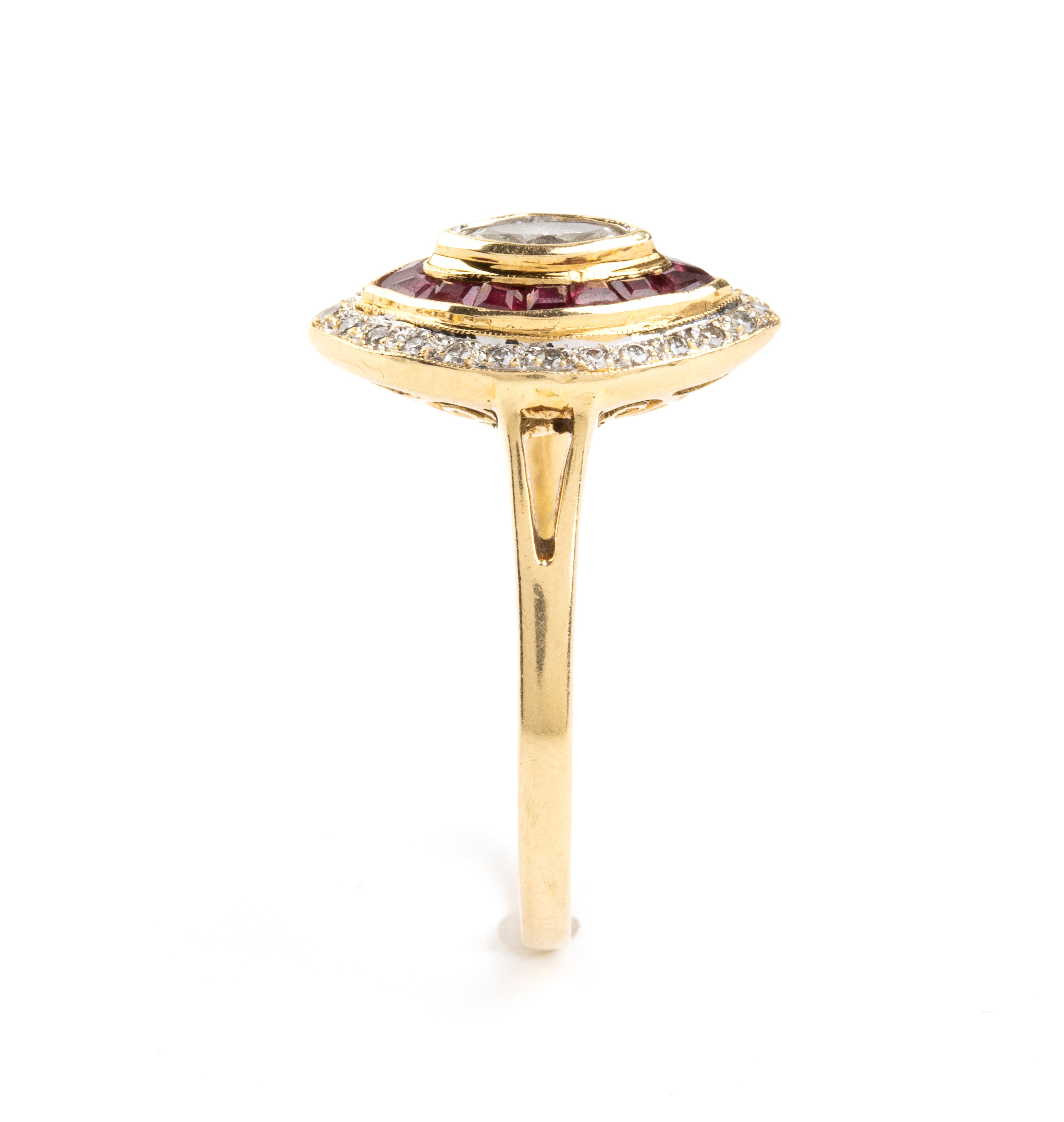 Oro 18k, Anello con diamanti e rubini