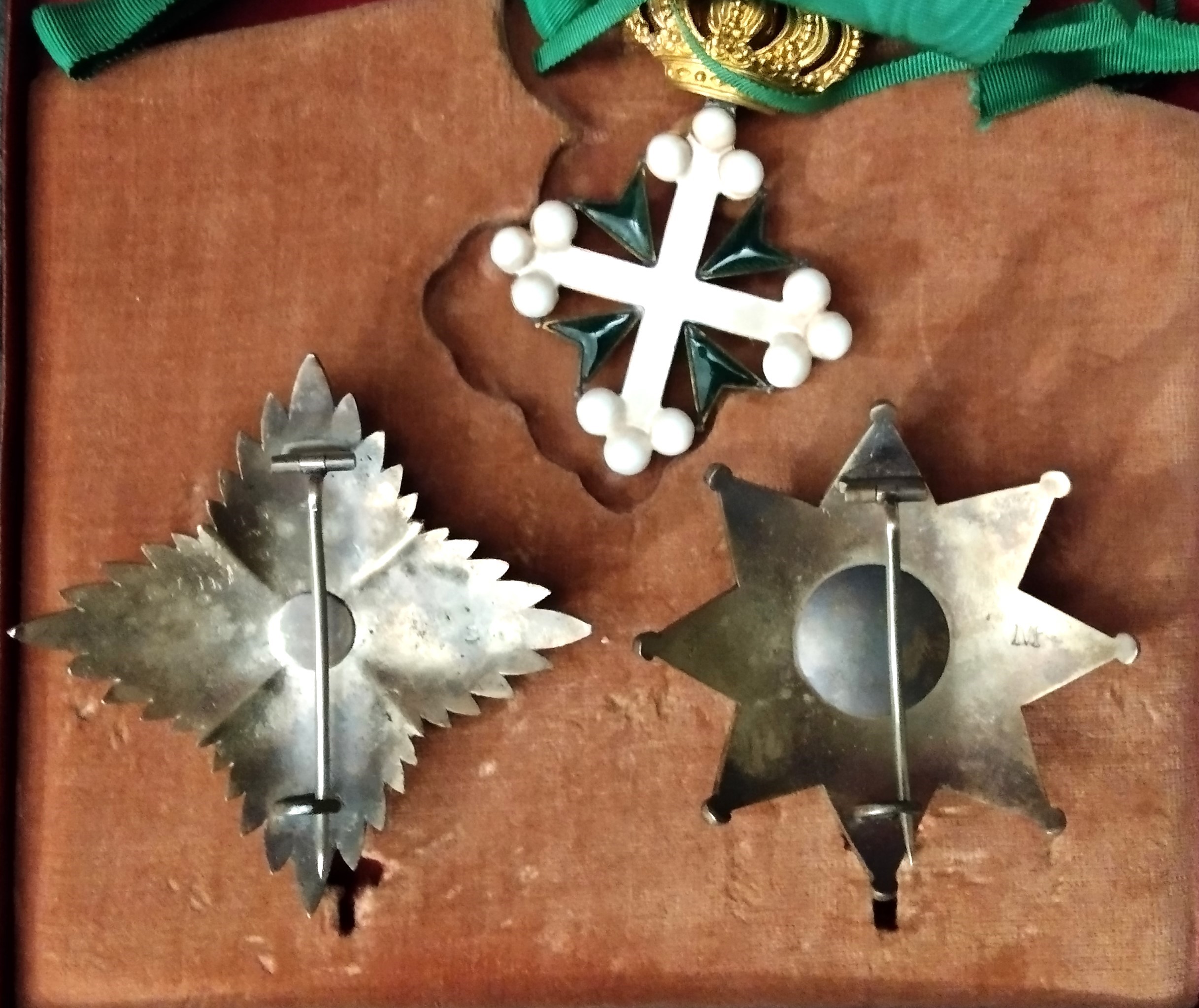 Insegne di Grand'Ufficiale degli Ordini dei SS Maurizio e Lazzaro e della Corona d'Italia, astucc...