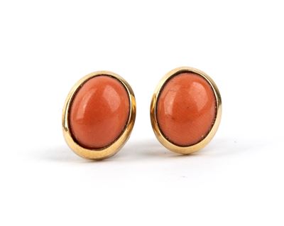 Orecchini, oro giallo 18k con cabochon di corallo Mediterraneo (Corallium rubrum), punzonatura 75...