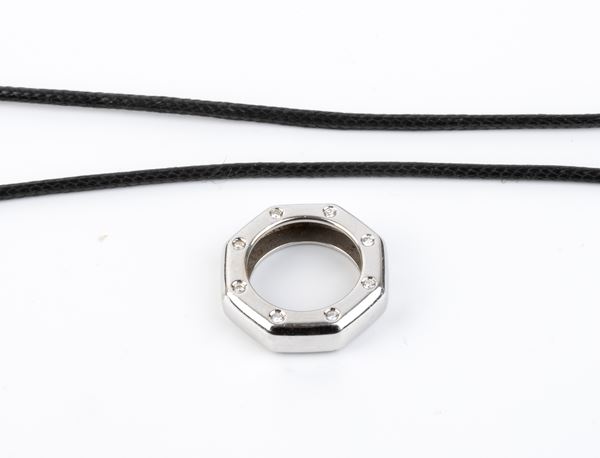 AUDEMARS PIGUET - Ciondolo in oro bianco e diamanti